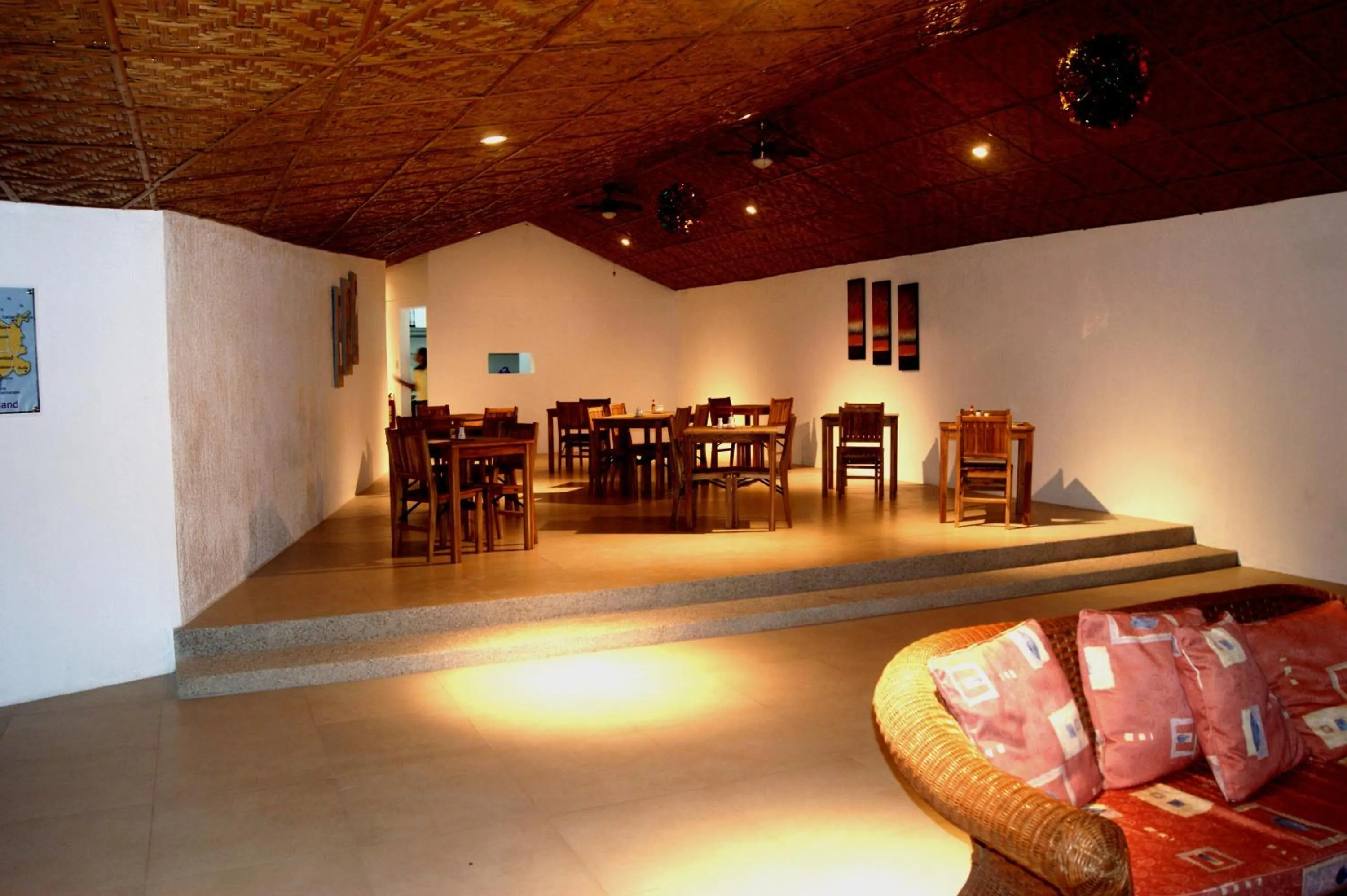 Restaurant/places to eat in Panglao Homes Resort & Villas