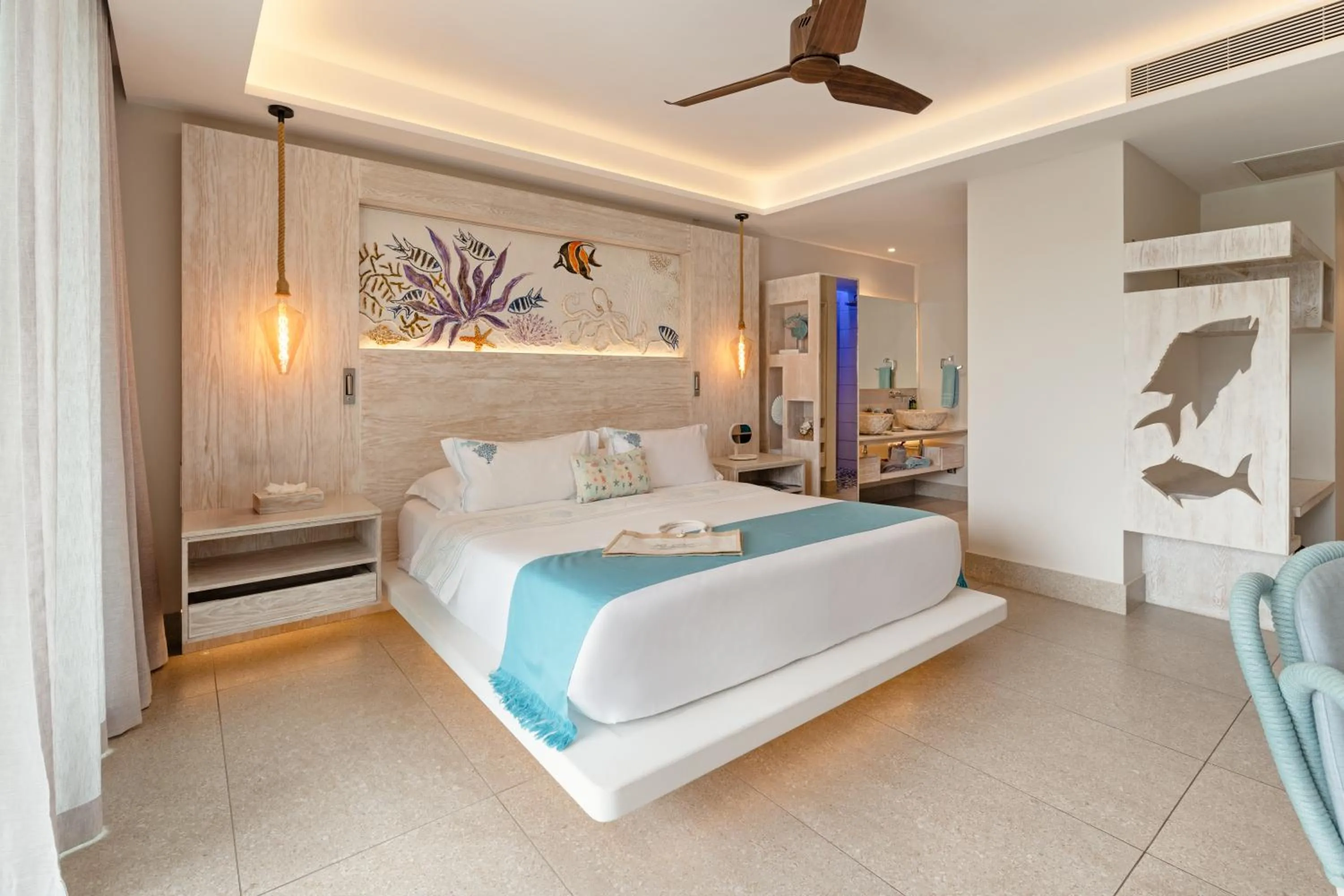 Bedroom, Bed in Hotel Le Duc de Praslin