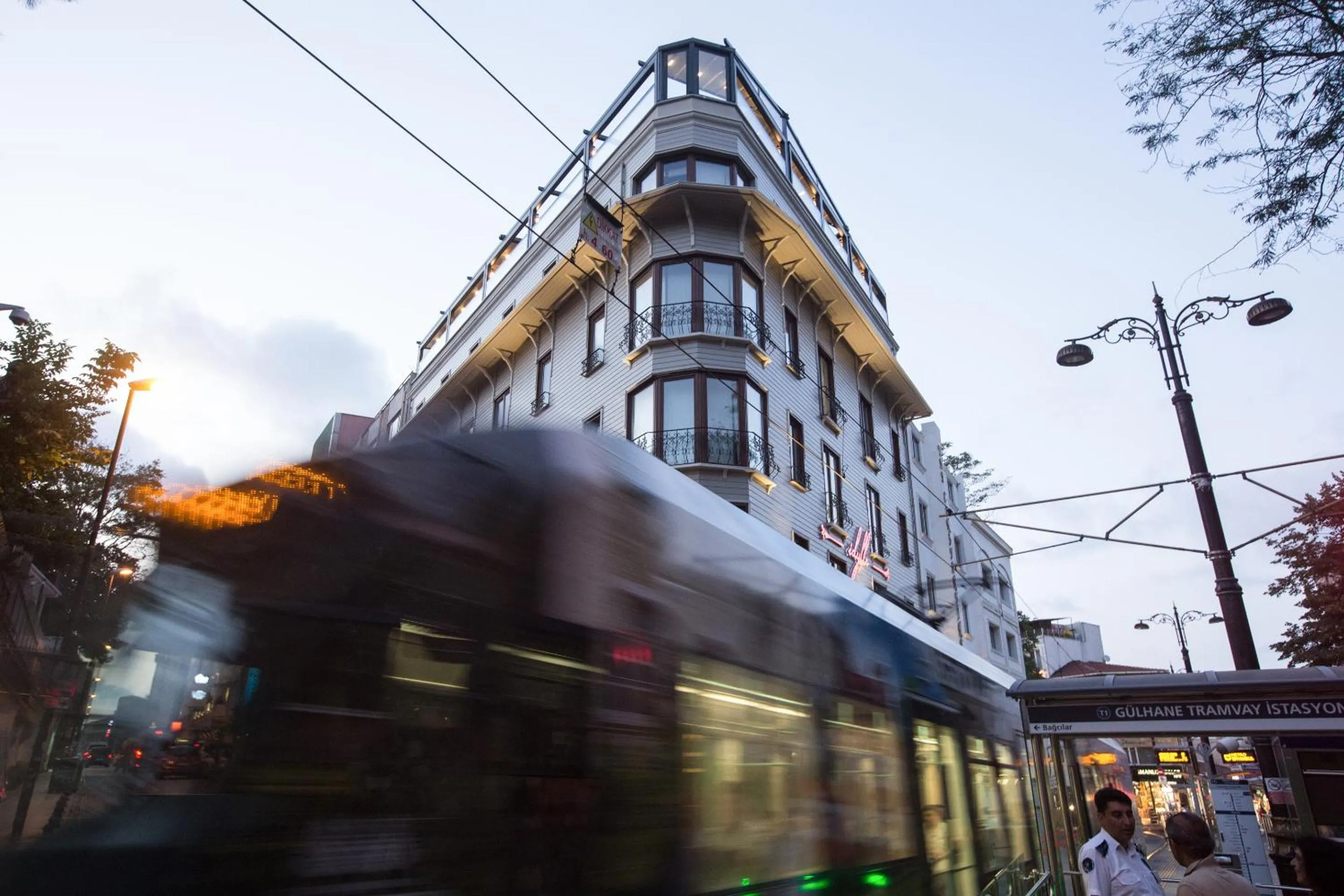 Facade/entrance in Idylle Hotel