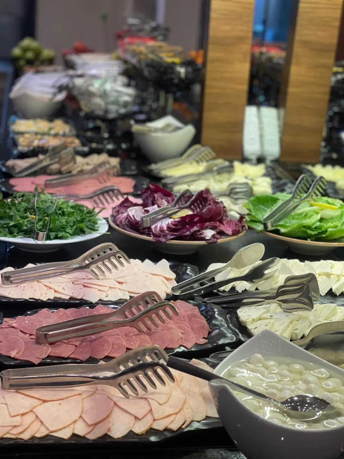 Food and drinks in Idylle Hotel