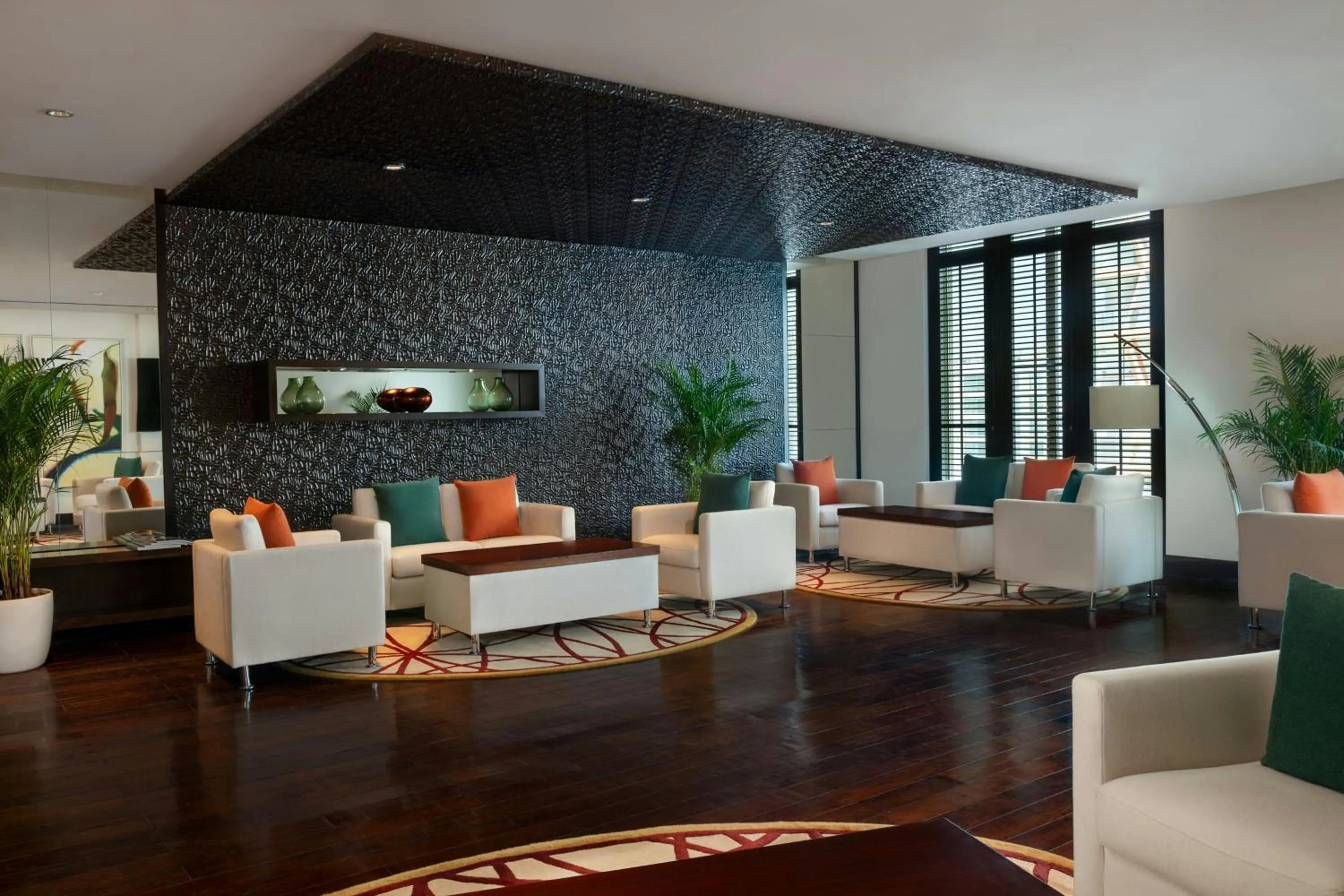 Lounge or bar in Marriott Executive Apartments Al Jaddaf, Dubai