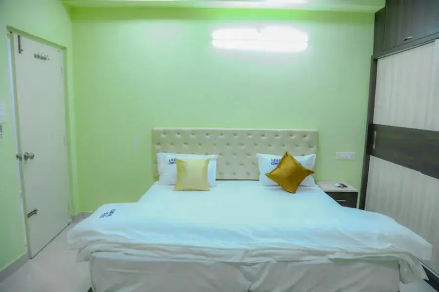 Comfort in Leeo Comforts Comfort in Leeo Comforts