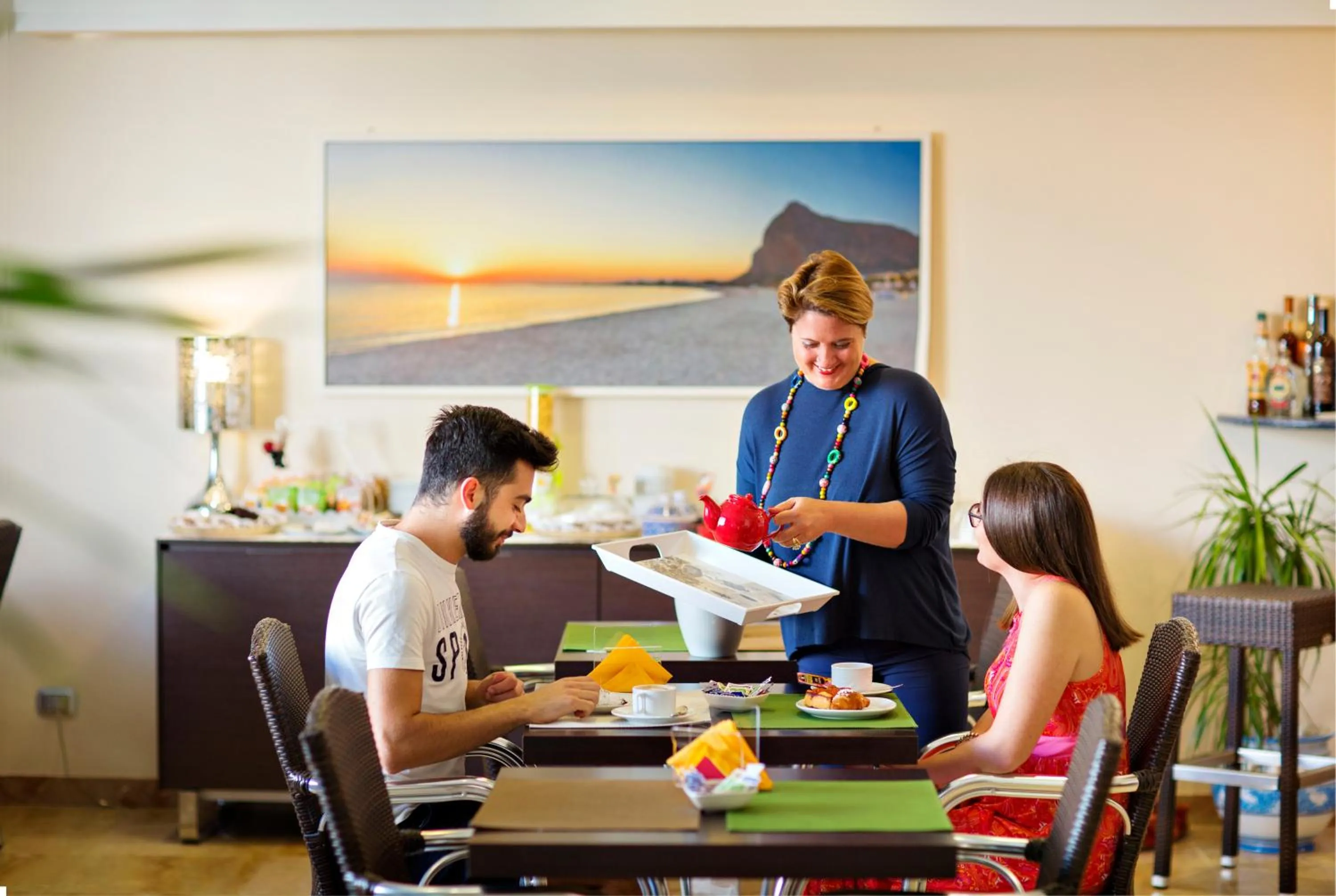 People in Hotel Piccolo Mondo