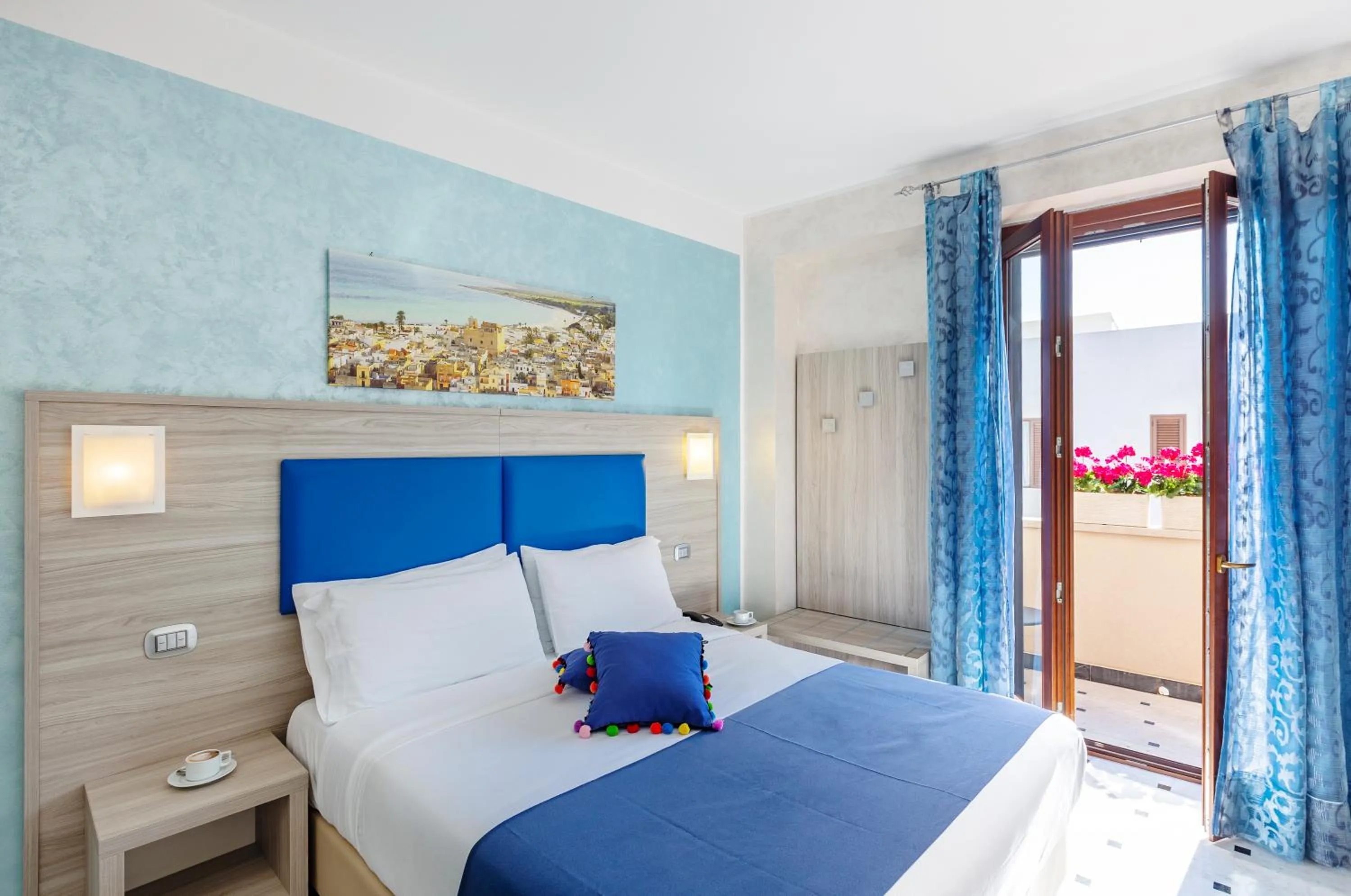 TV and multimedia, Bed in Hotel Piccolo Mondo