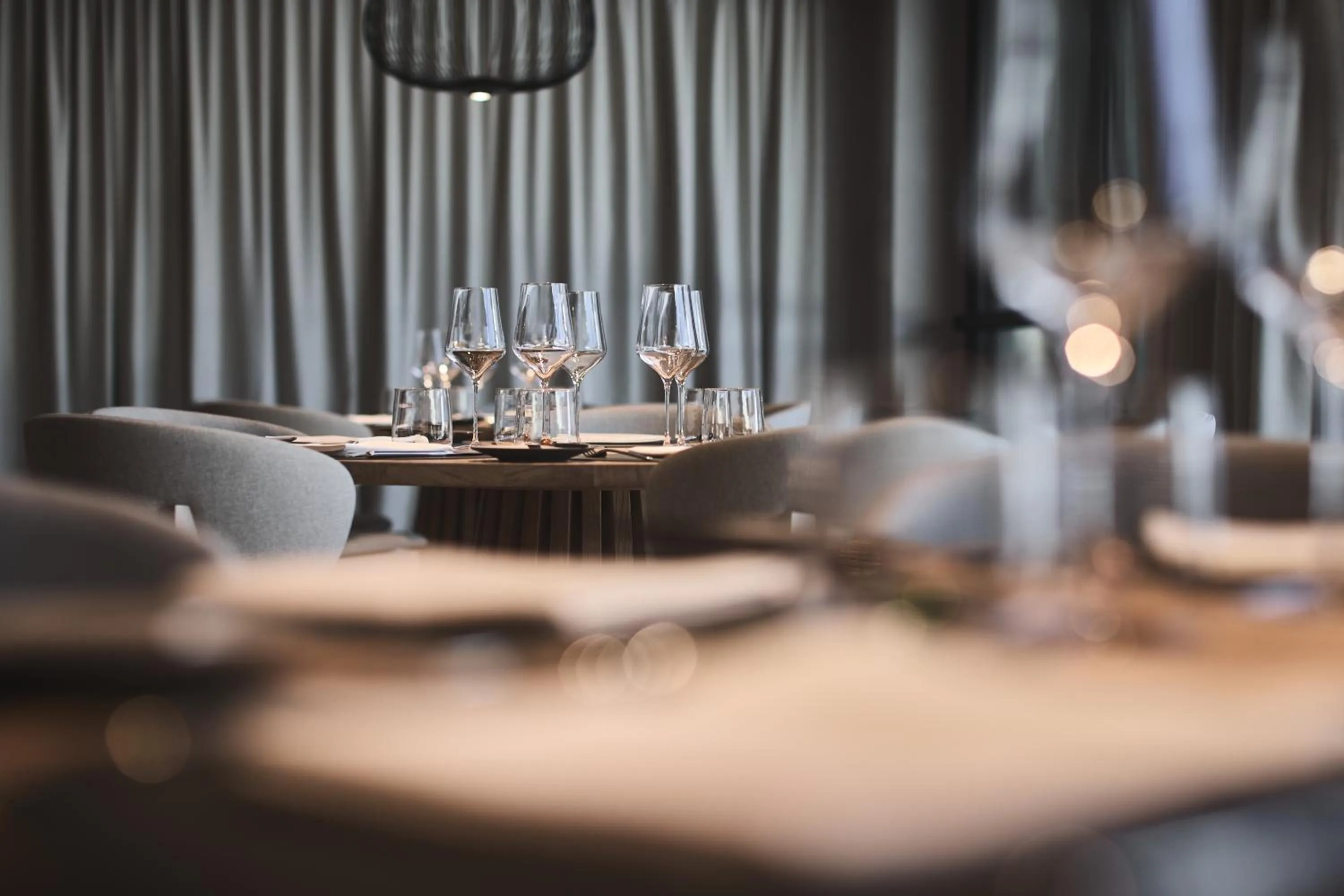 Restaurant/places to eat in AMA Stay