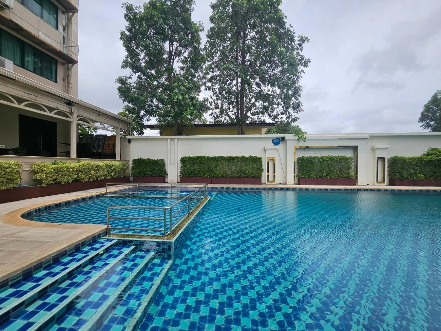 Swimming pool in Avana Laem Chabang Boutique Hotel