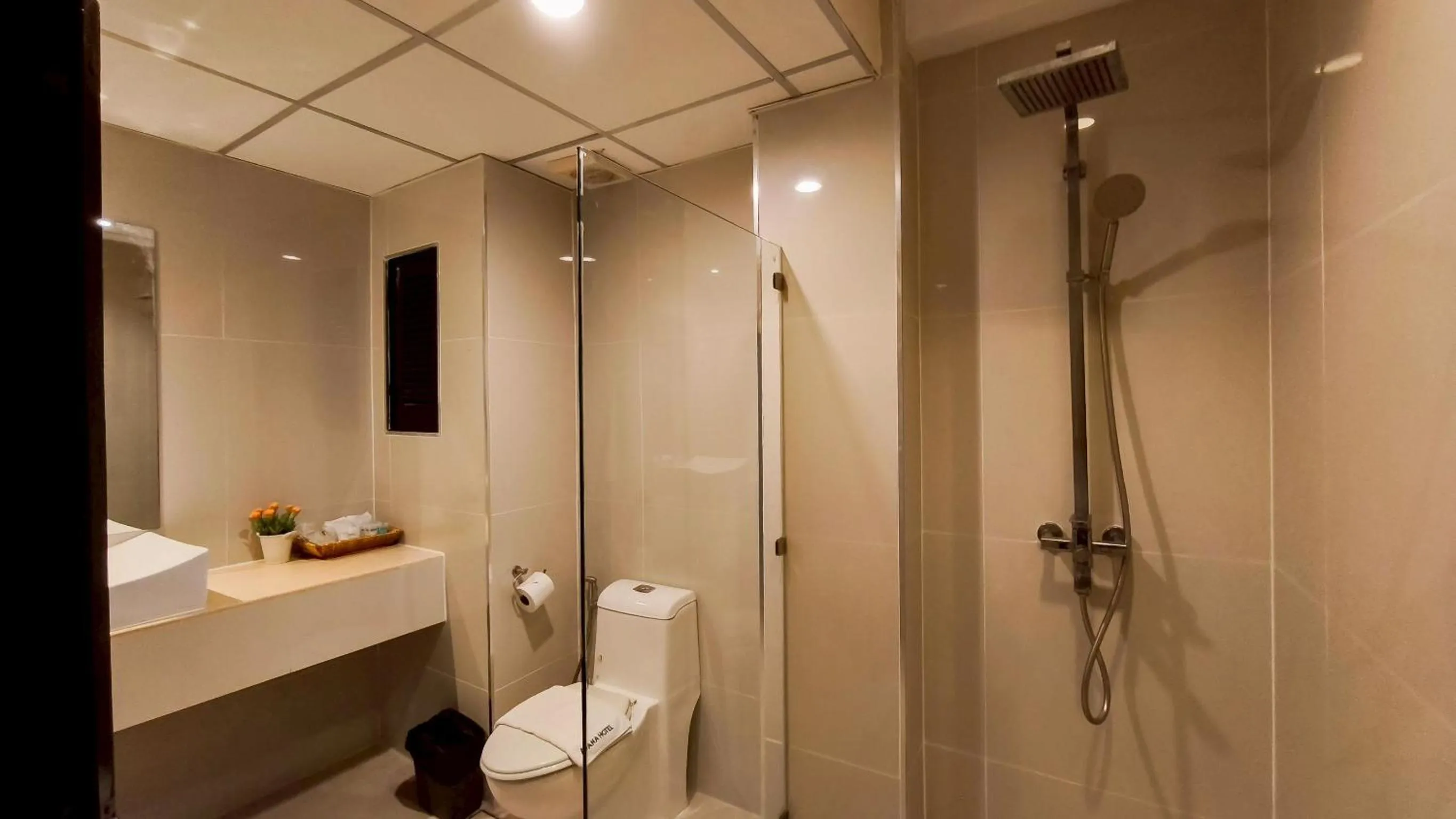 Bathroom in Avana Laem Chabang Boutique Hotel