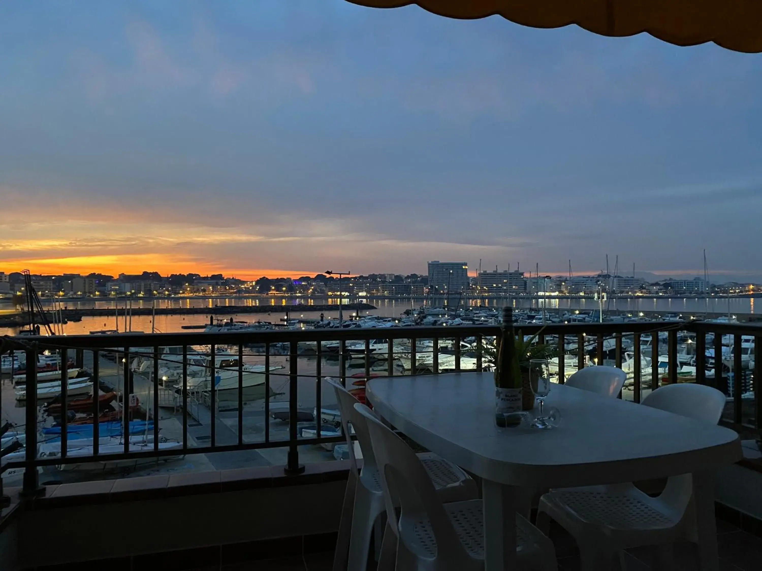 Precioso apartamento en primera línea de mar Precioso apartamento en primera línea de mar