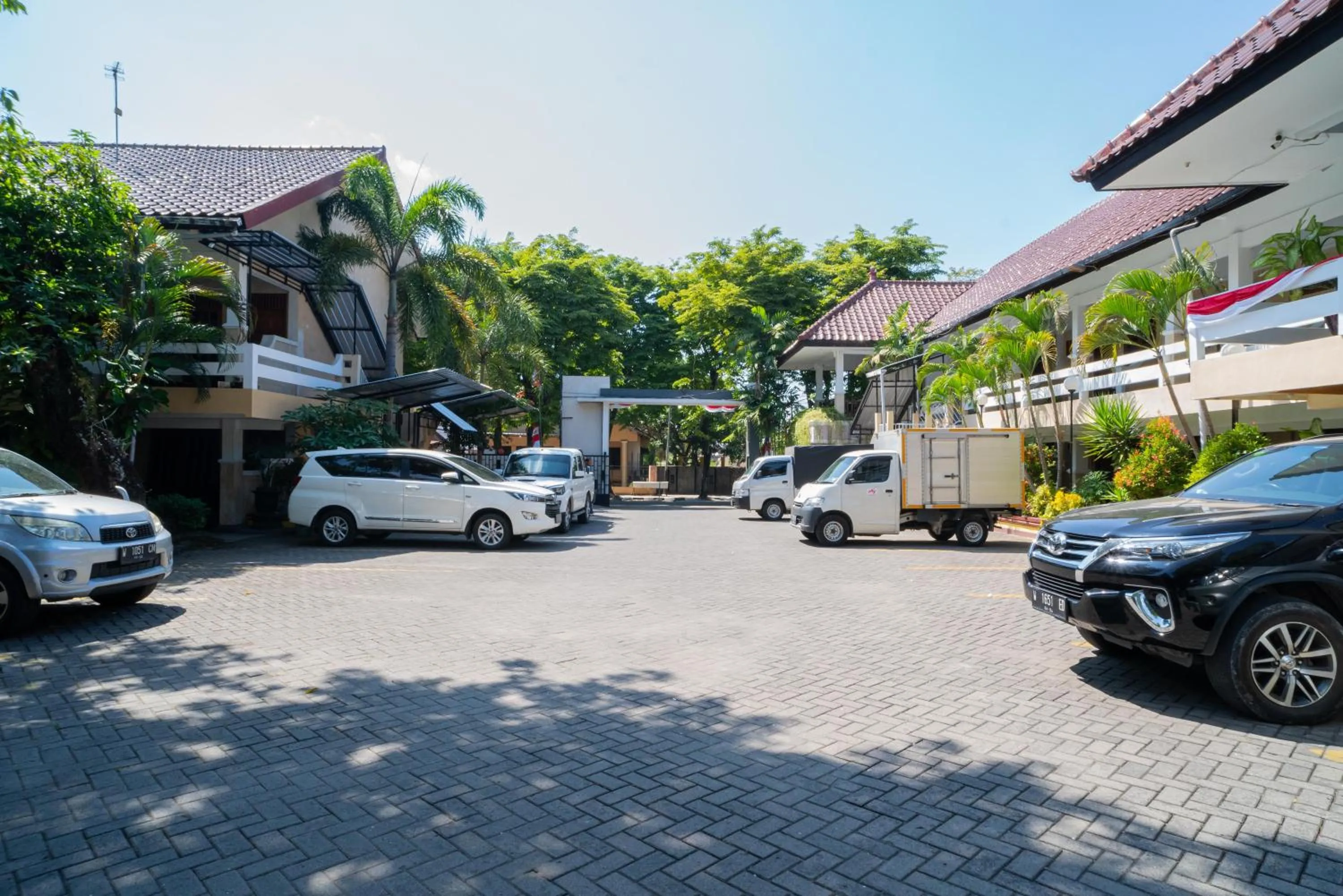 Property building in RedDoorz Plus Syariah @ Jalan Dokter Wahidin Bojonegoro