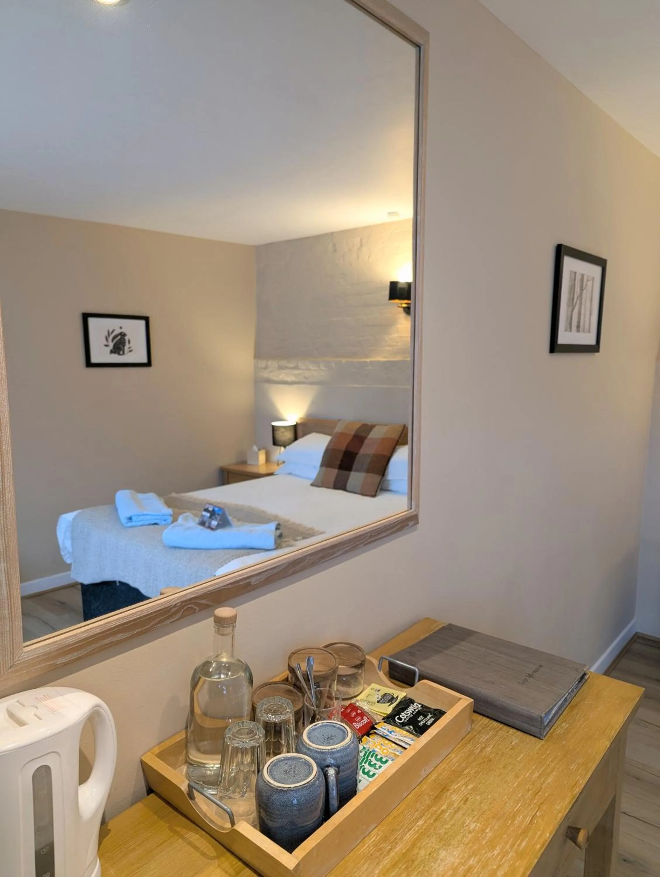 Bed in Kingfisher Barn