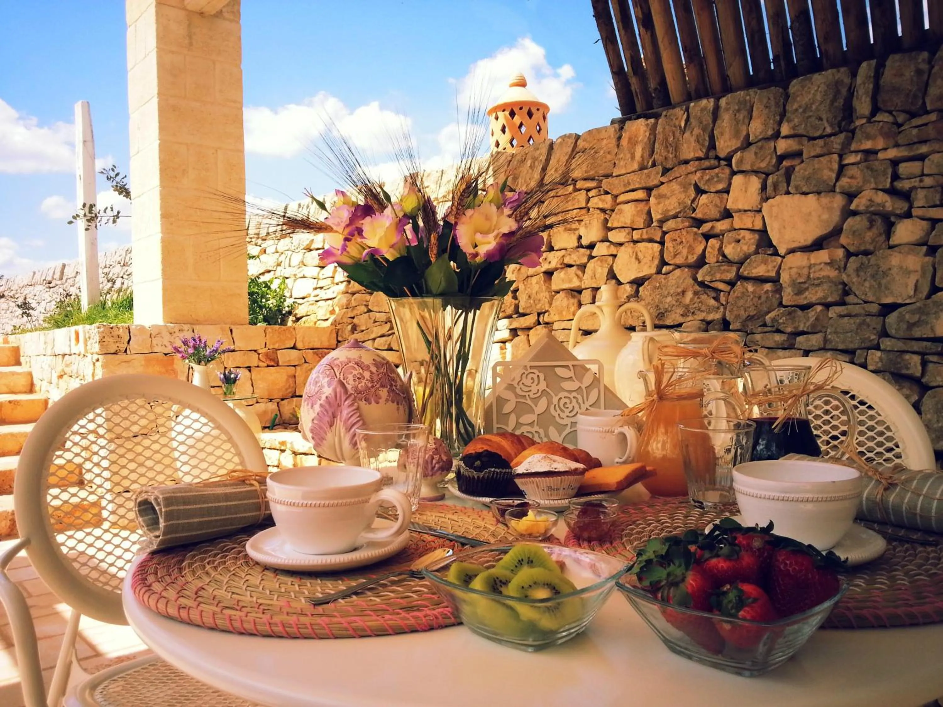 Food and drinks in Masseria Rosa Trulli Relais