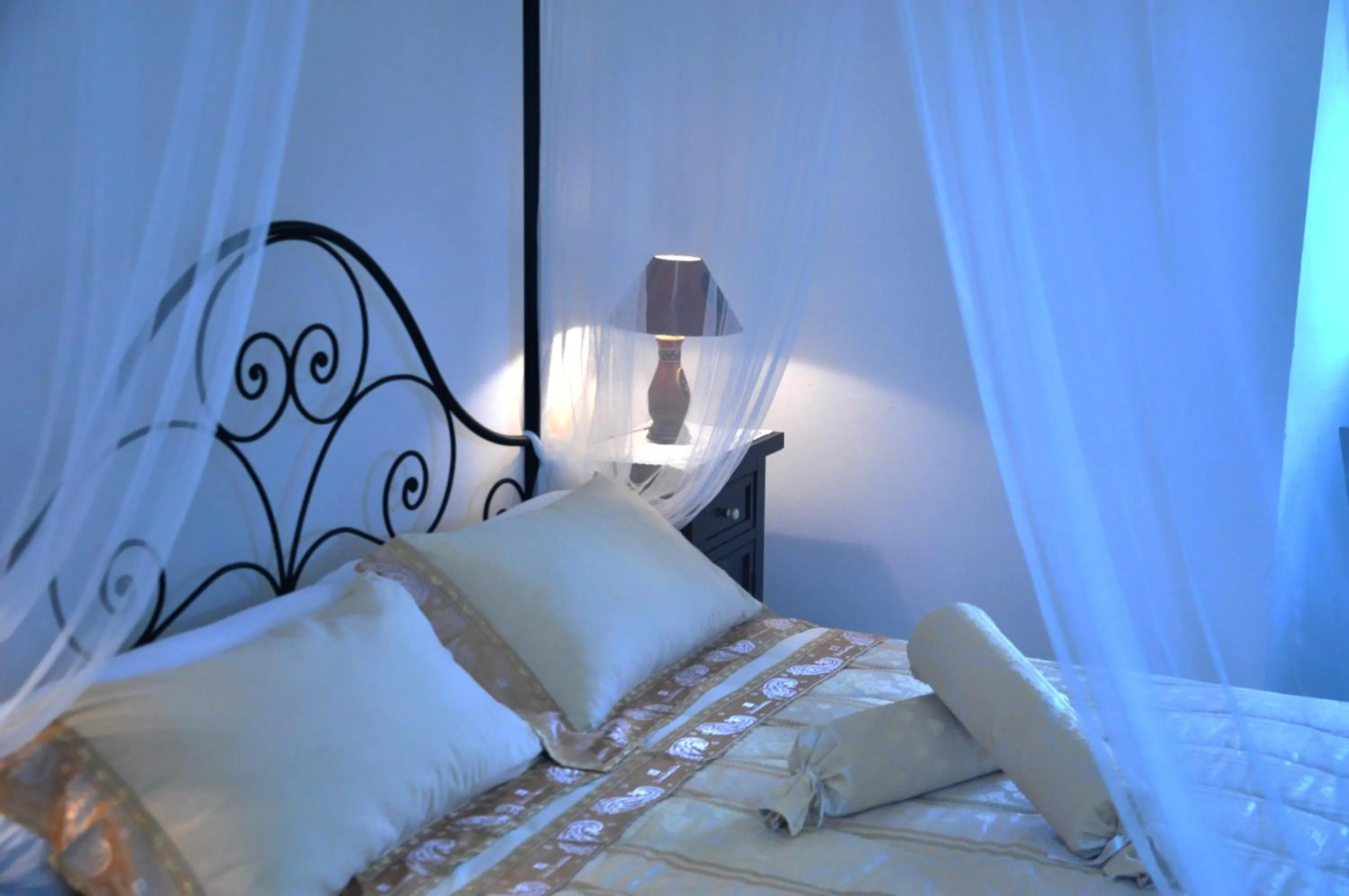Bed in Masseria Rosa Trulli Relais