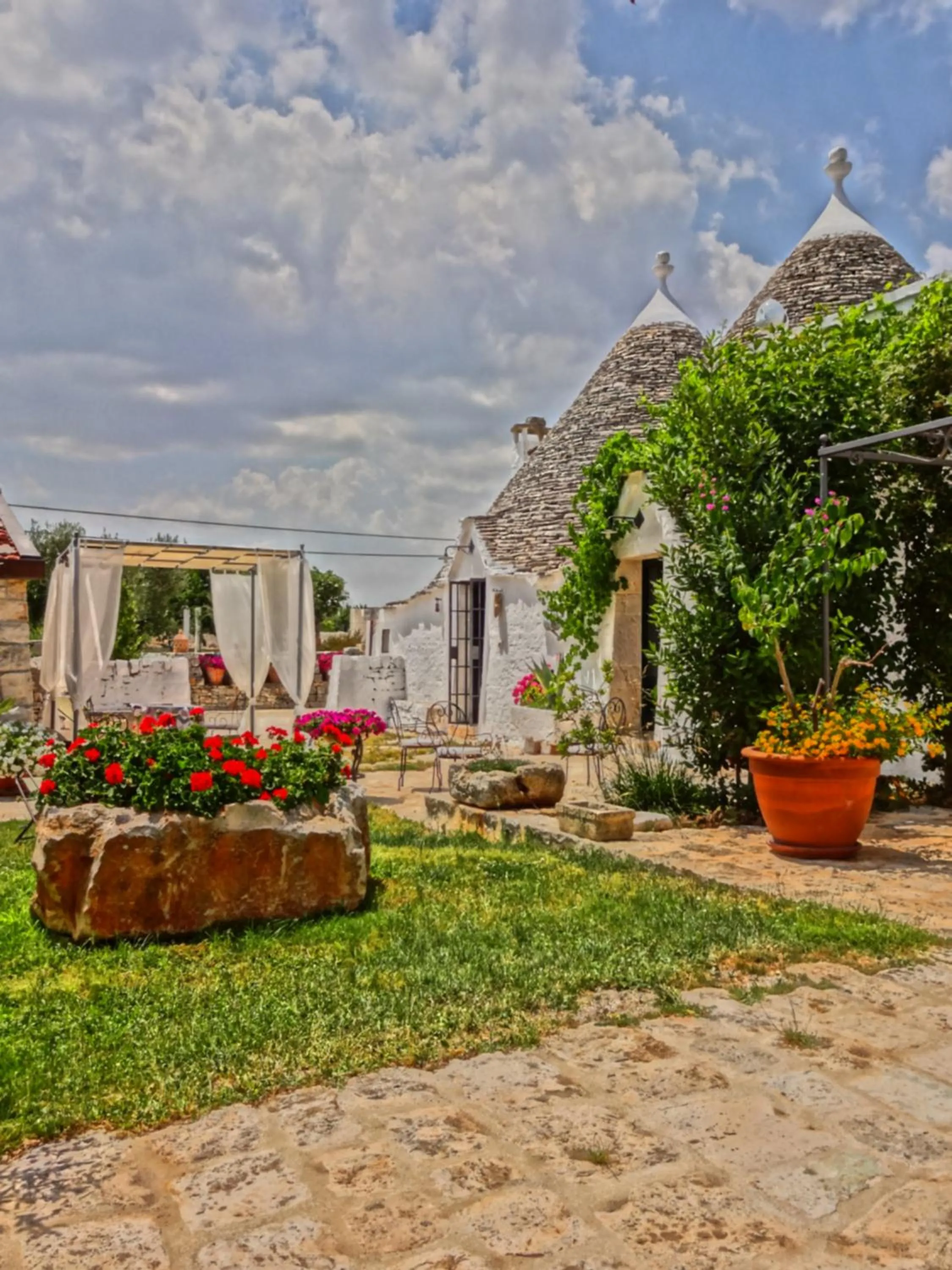 Garden in Masseria Rosa Trulli Relais