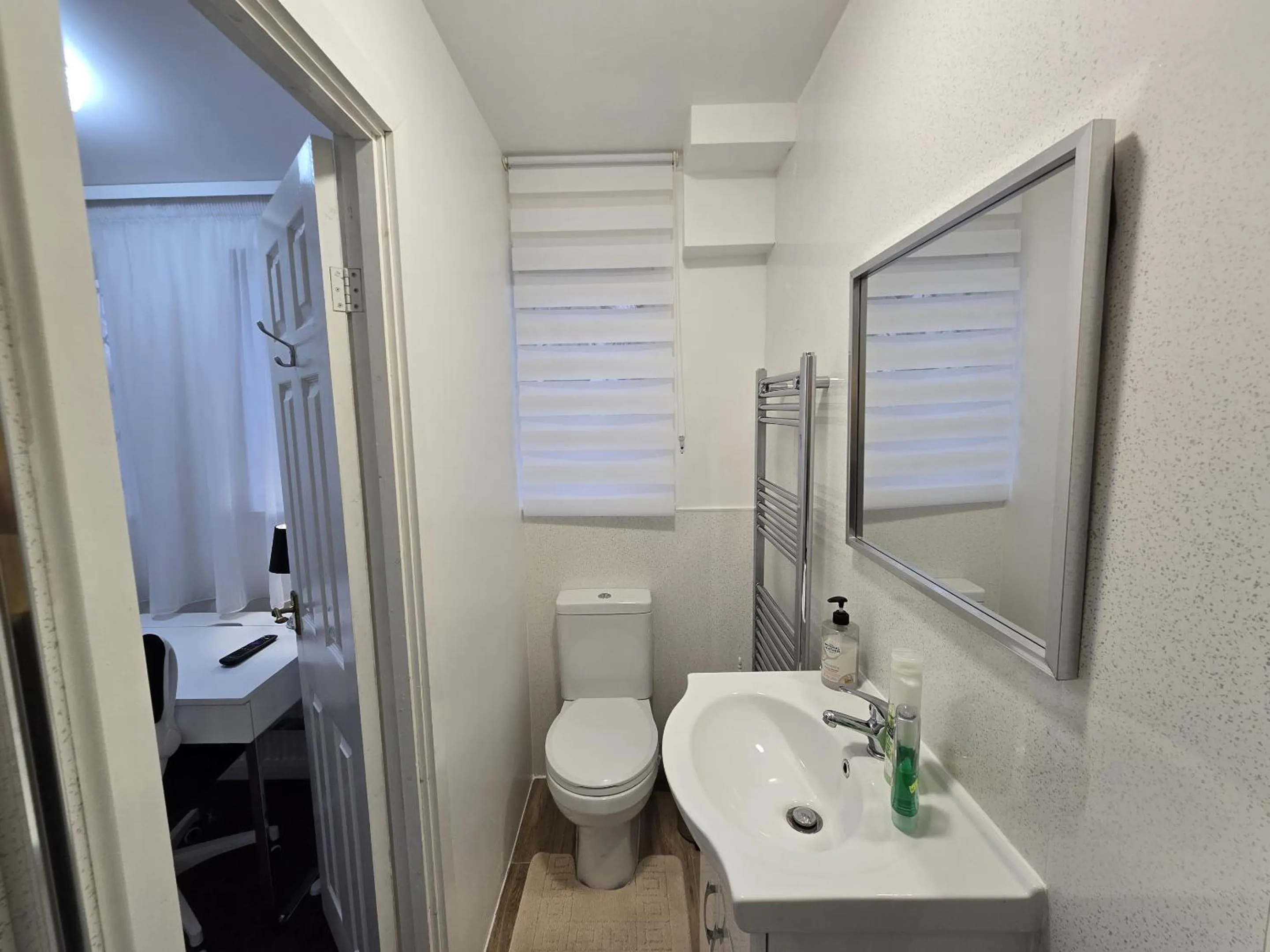 Bathroom in London Marylebone Grendon rooms