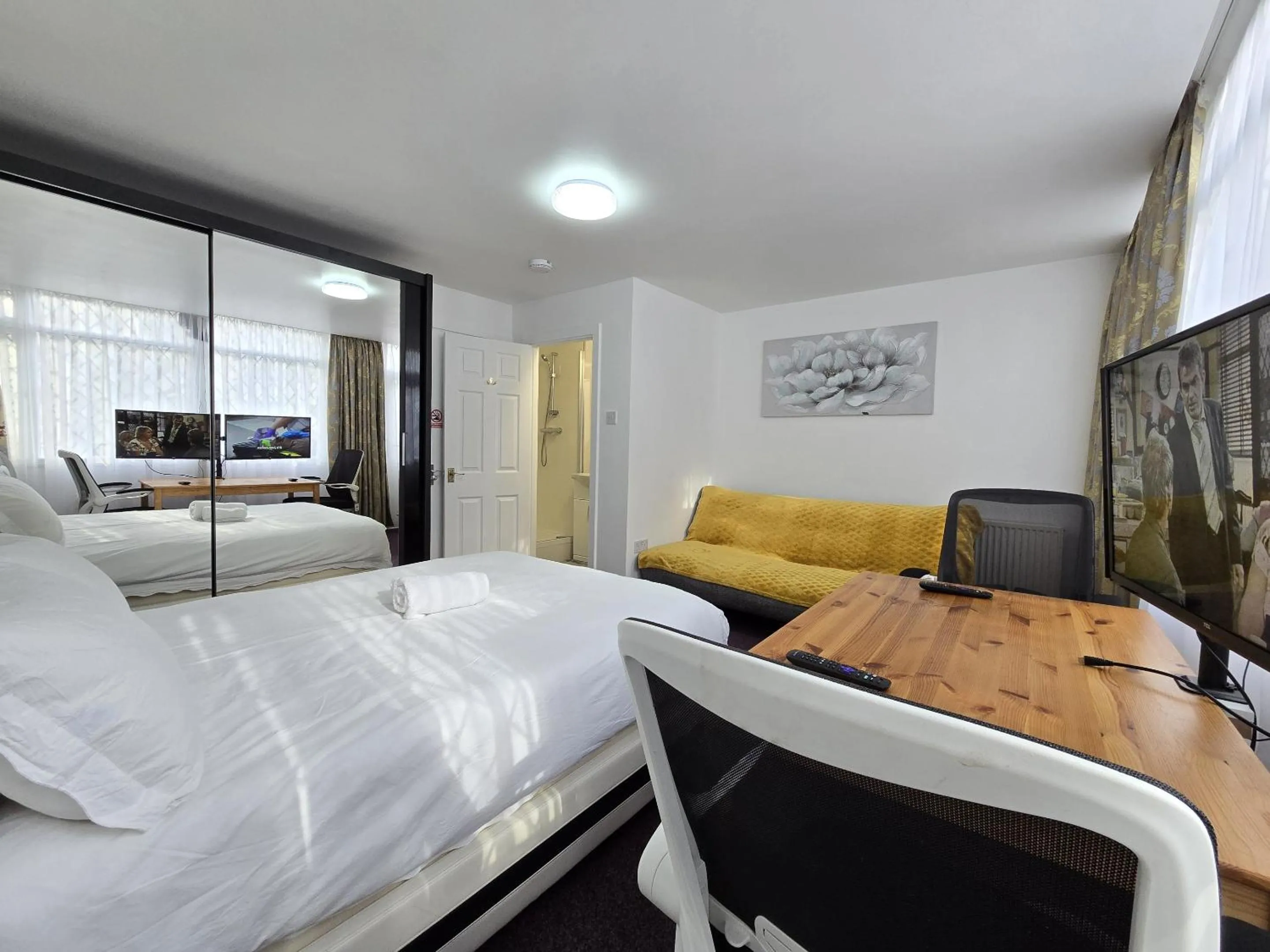 Bedroom, Bed in London Marylebone Grendon rooms