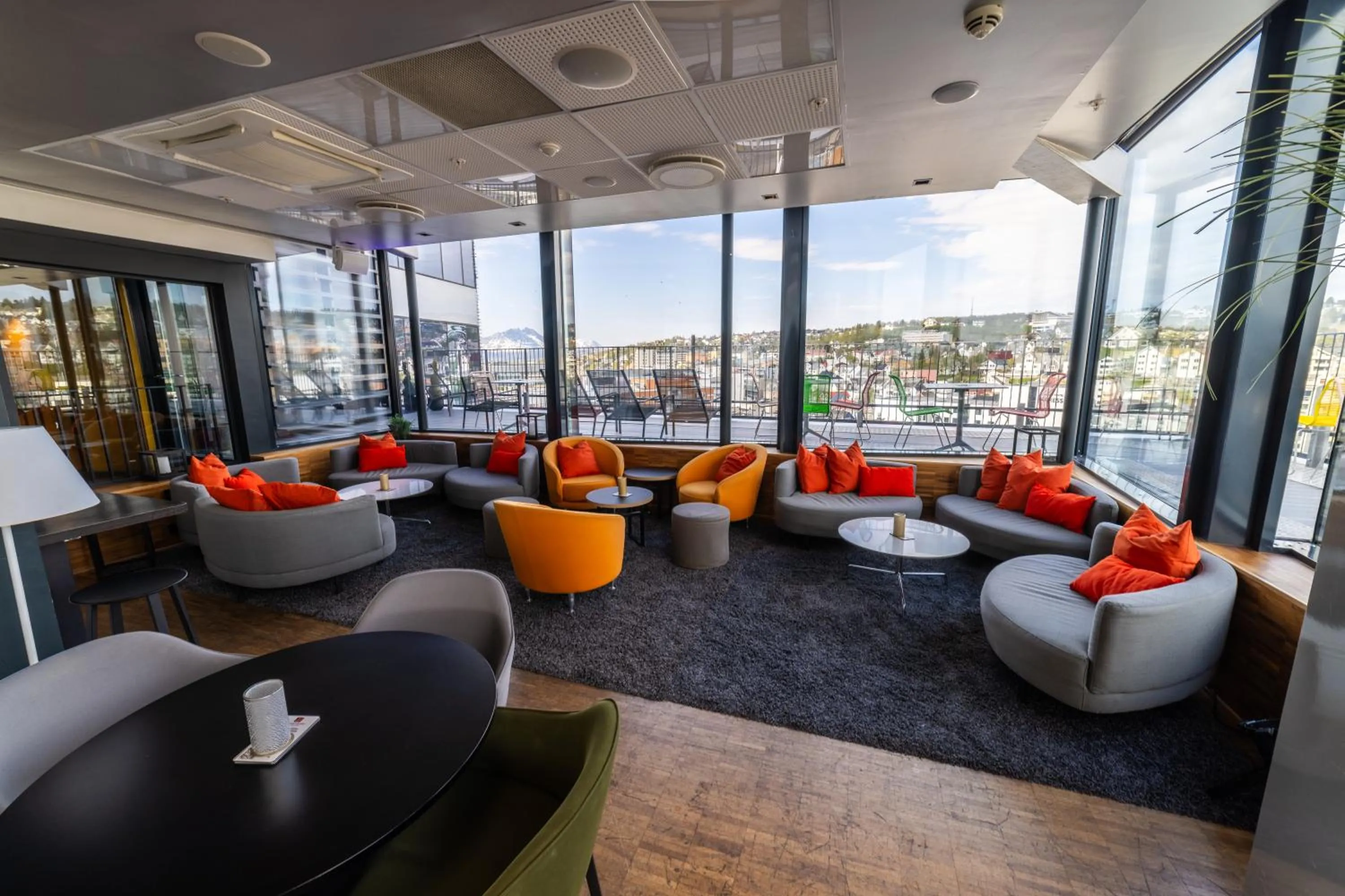 Seating area in Clarion Hotel The Edge