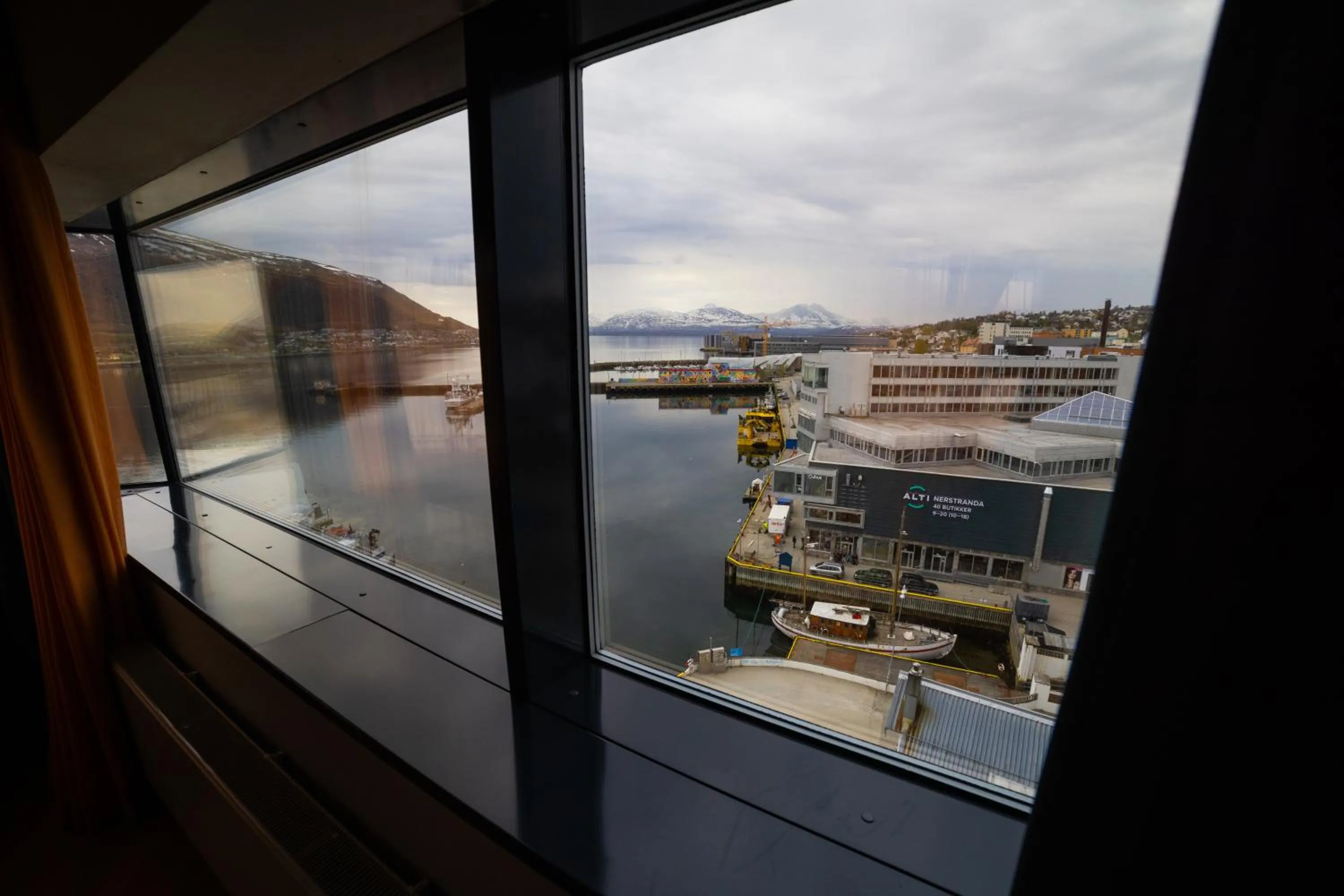 Day in Clarion Hotel The Edge