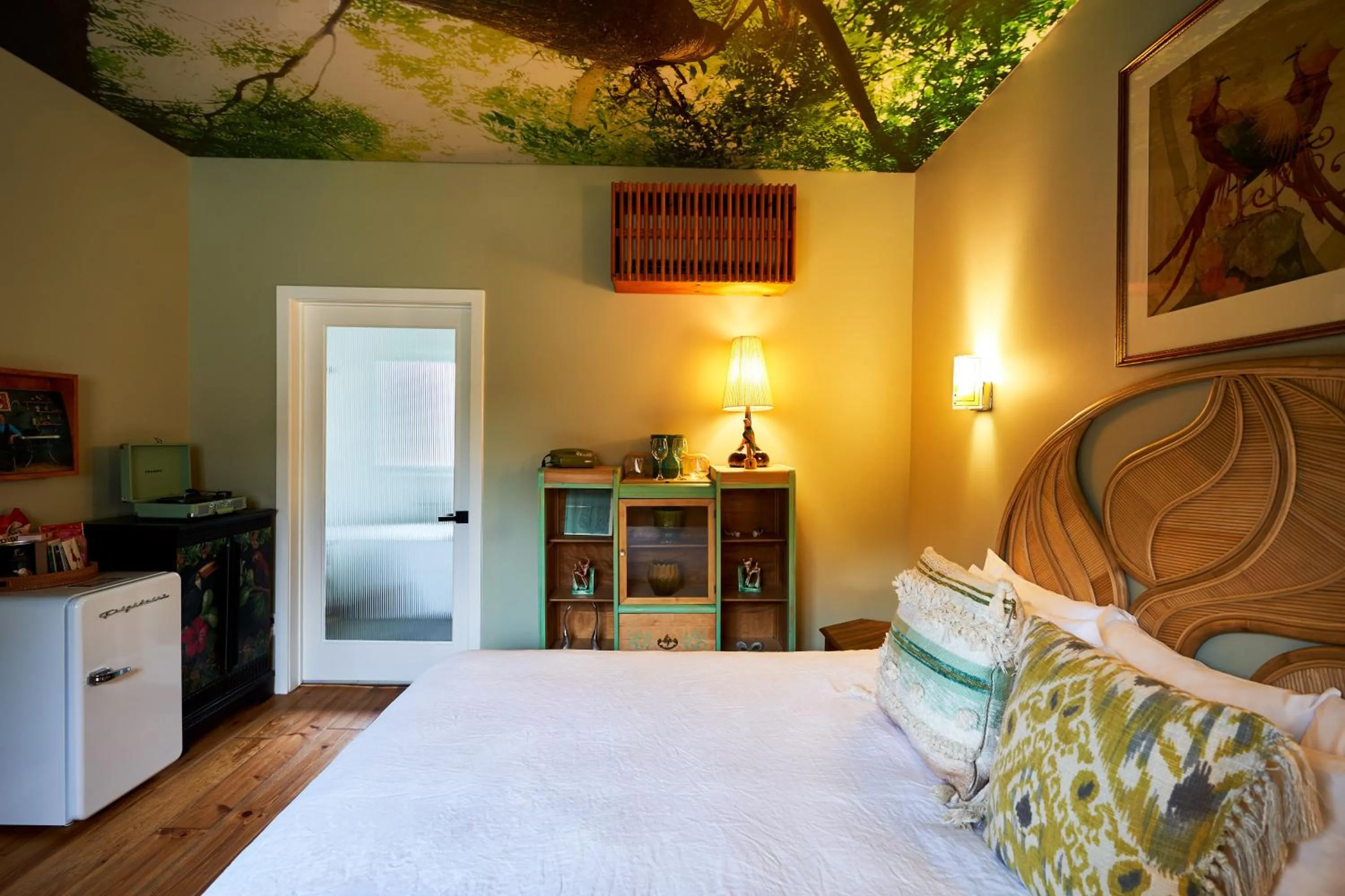 Bed in Motel Chelsea