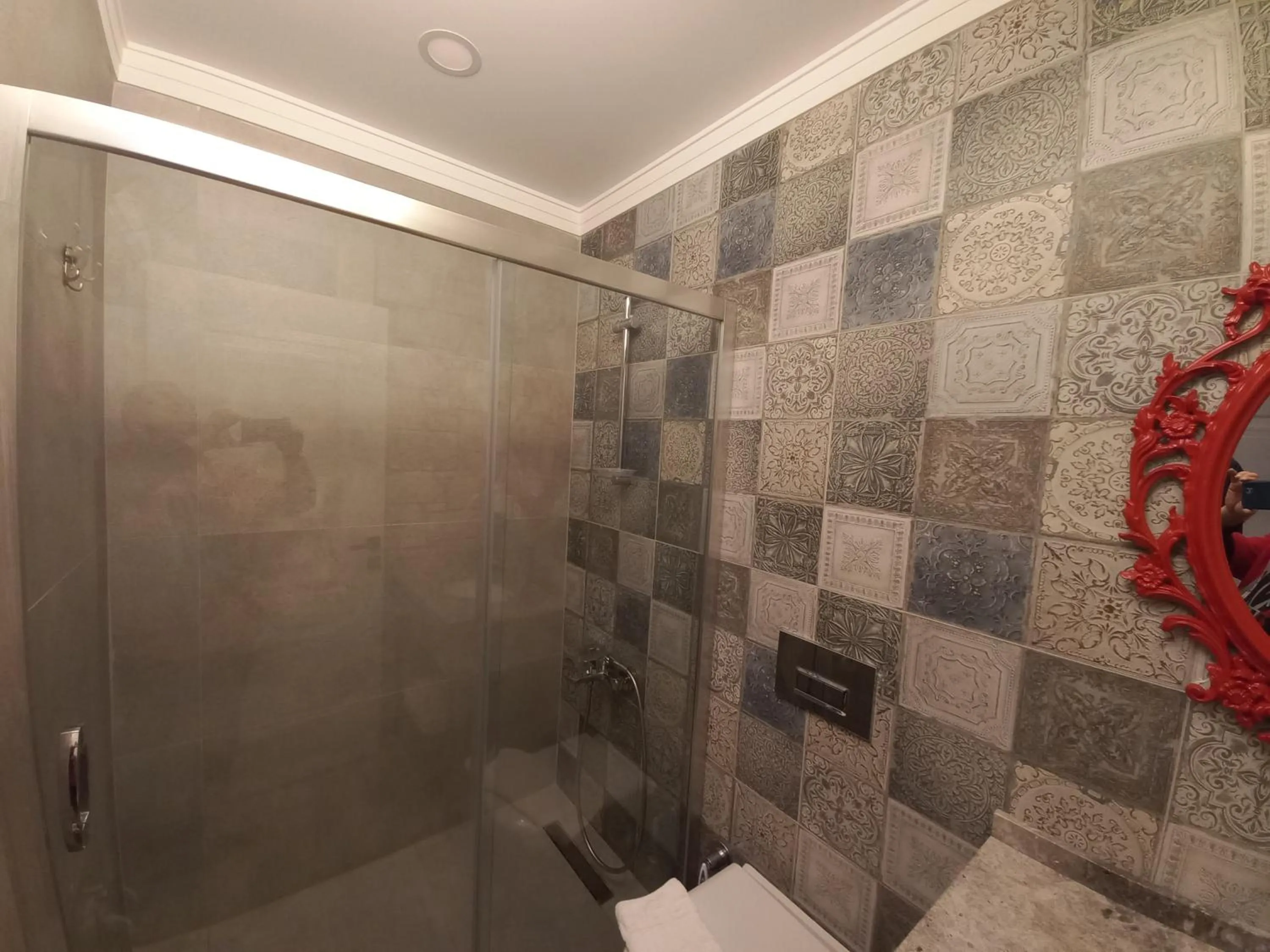 Shower in Chloe hotel Alacati