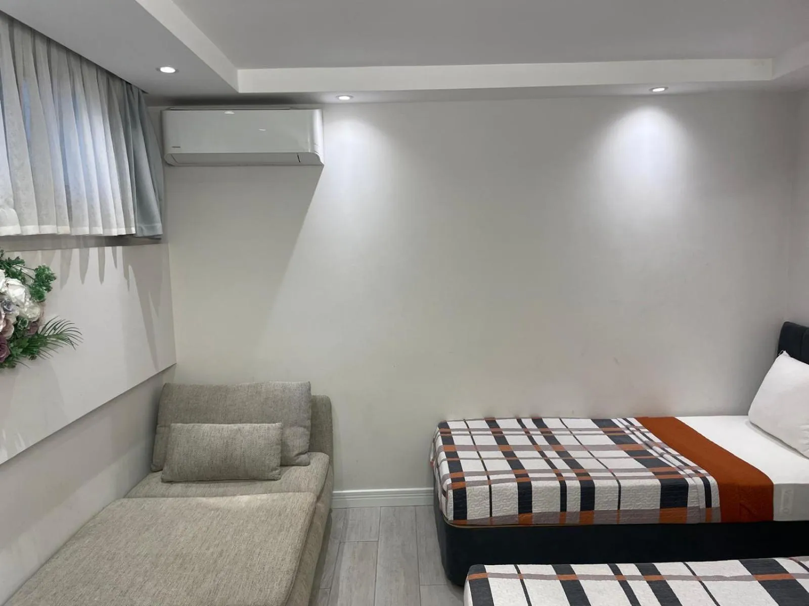 Photo of the whole room, Bed in Chloe hotel Alacati