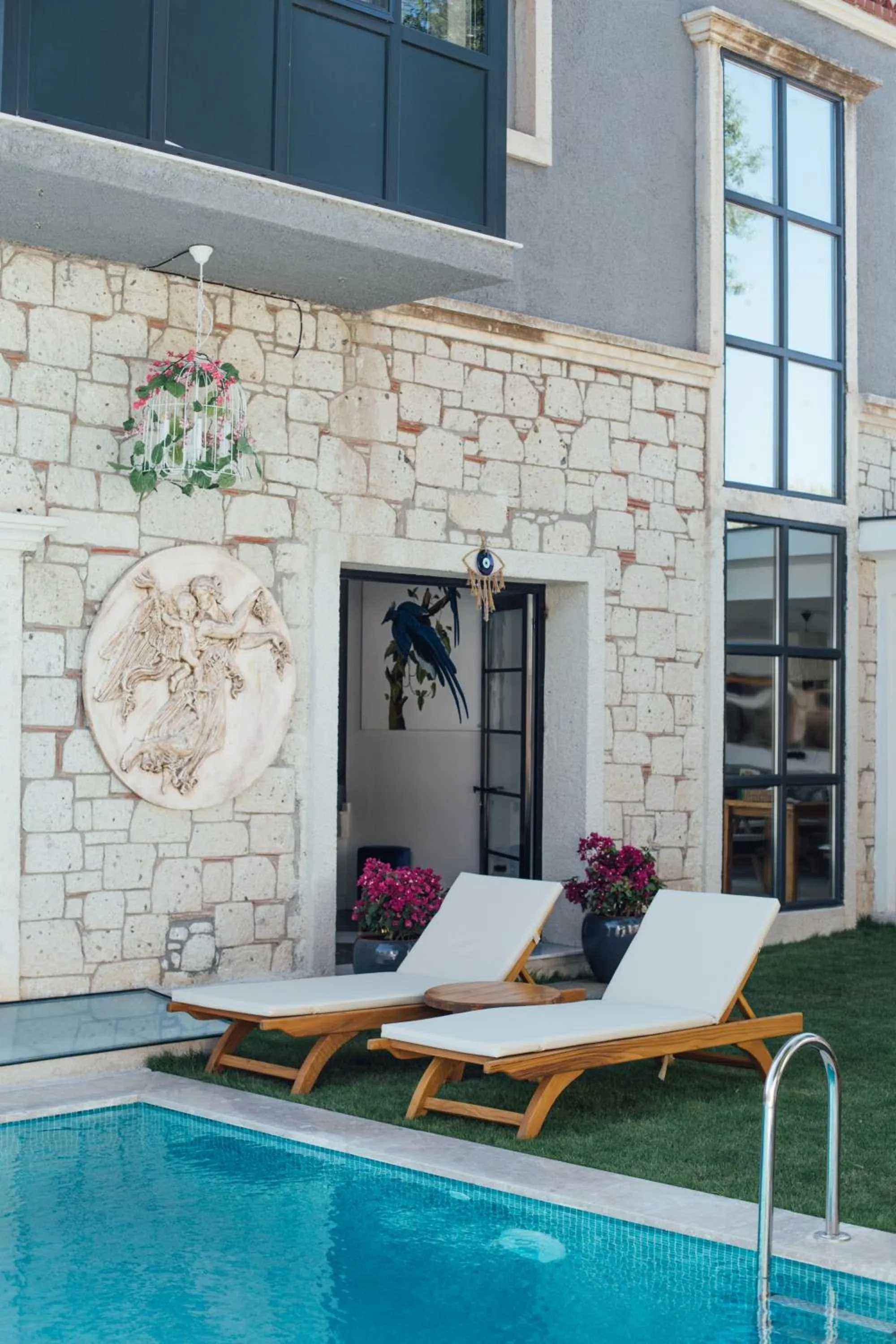 Swimming pool in Chloe hotel Alacati