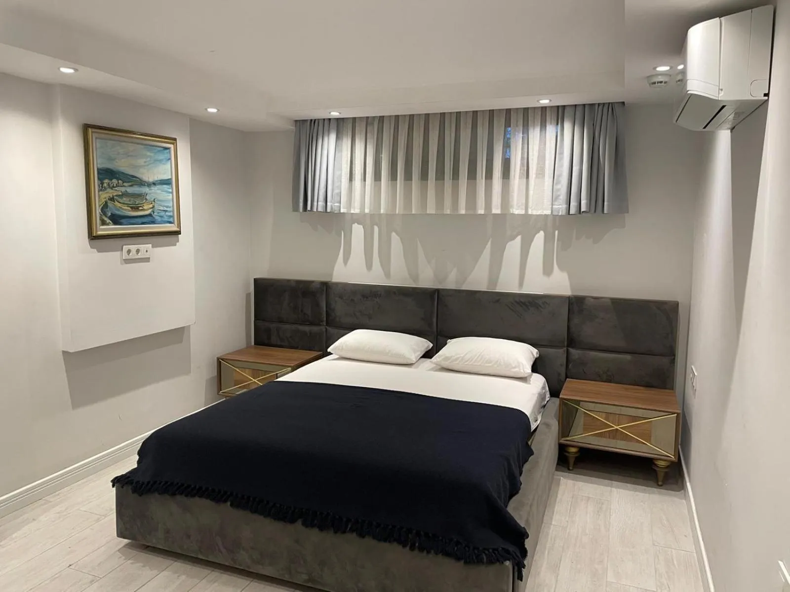 Photo of the whole room, Bed in Chloe hotel Alacati