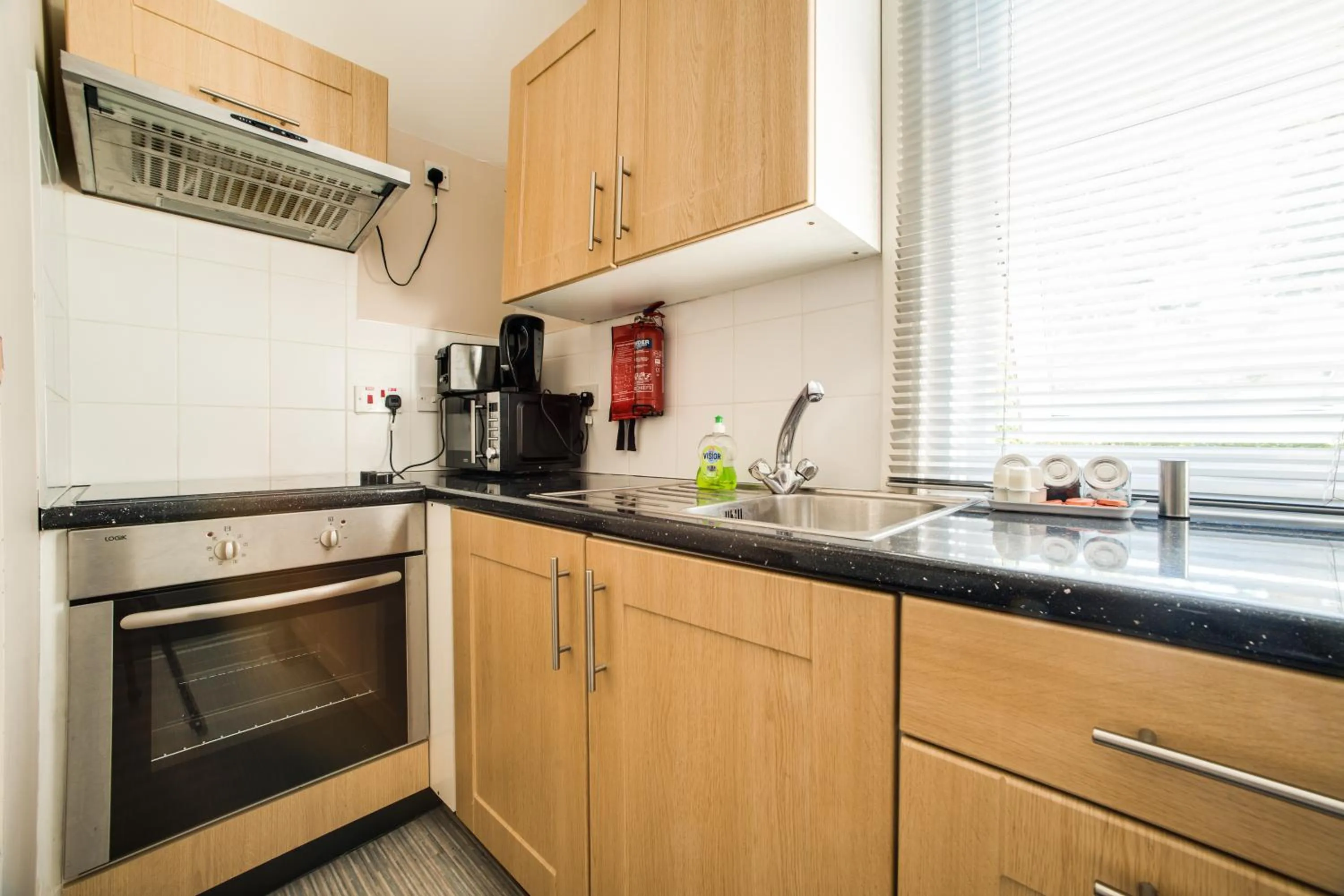 Kitchen or kitchenette in United Lodge Hotel
