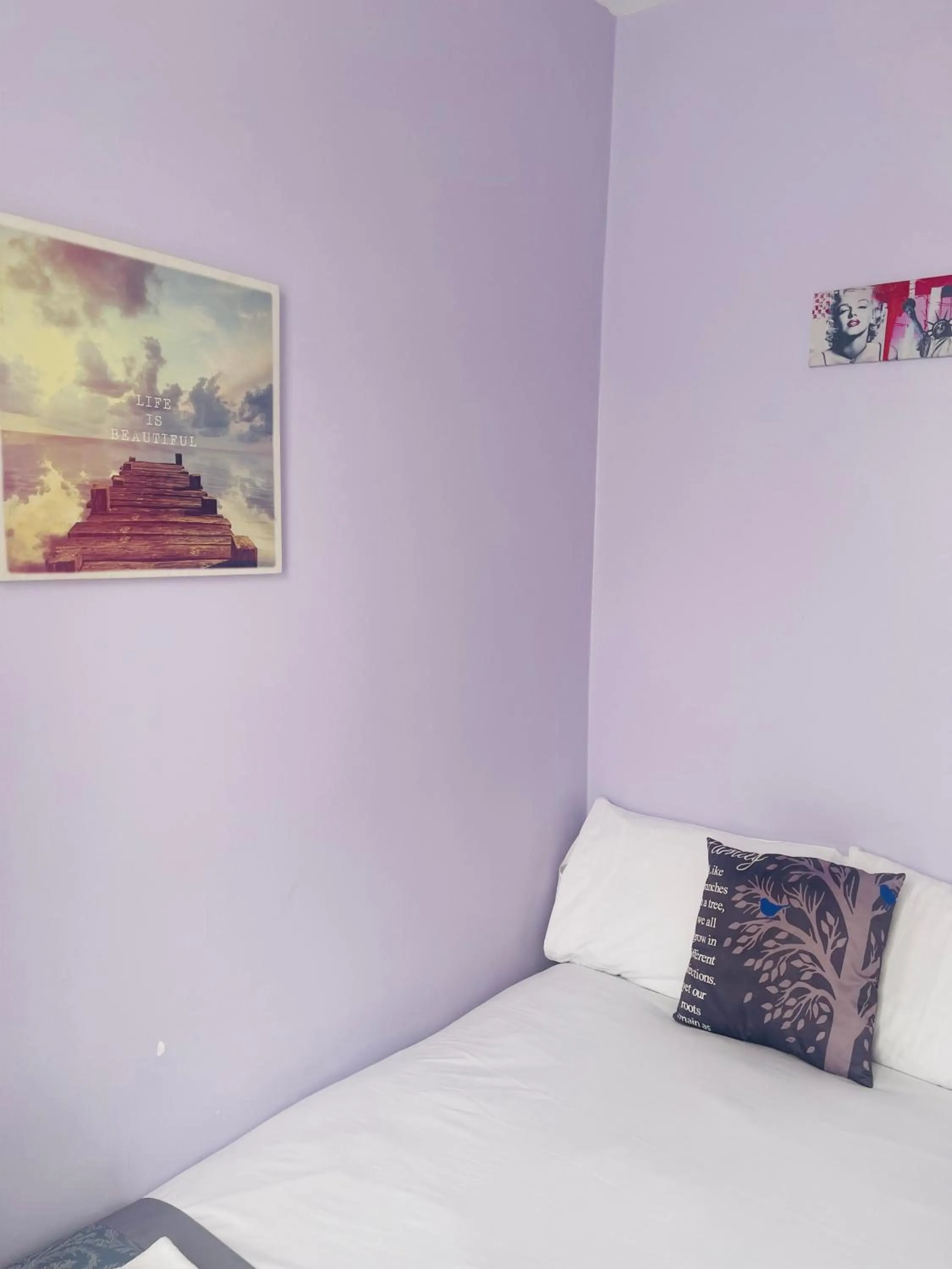 Bed in United Lodge Hotel