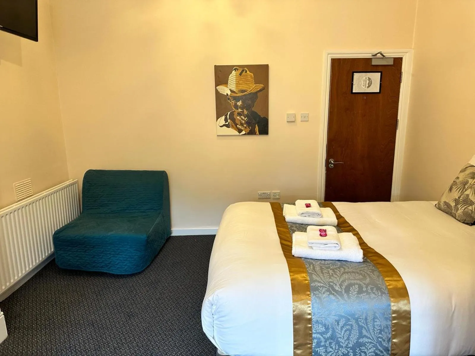 Bed in United Lodge Hotel