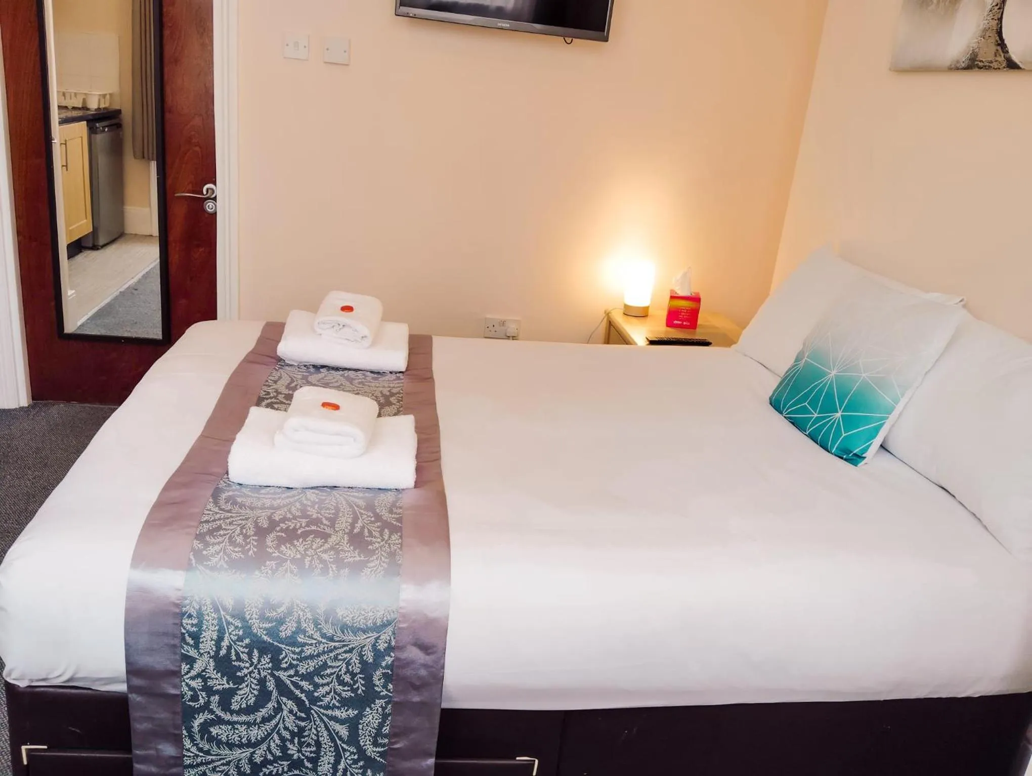 Bed in United Lodge Hotel