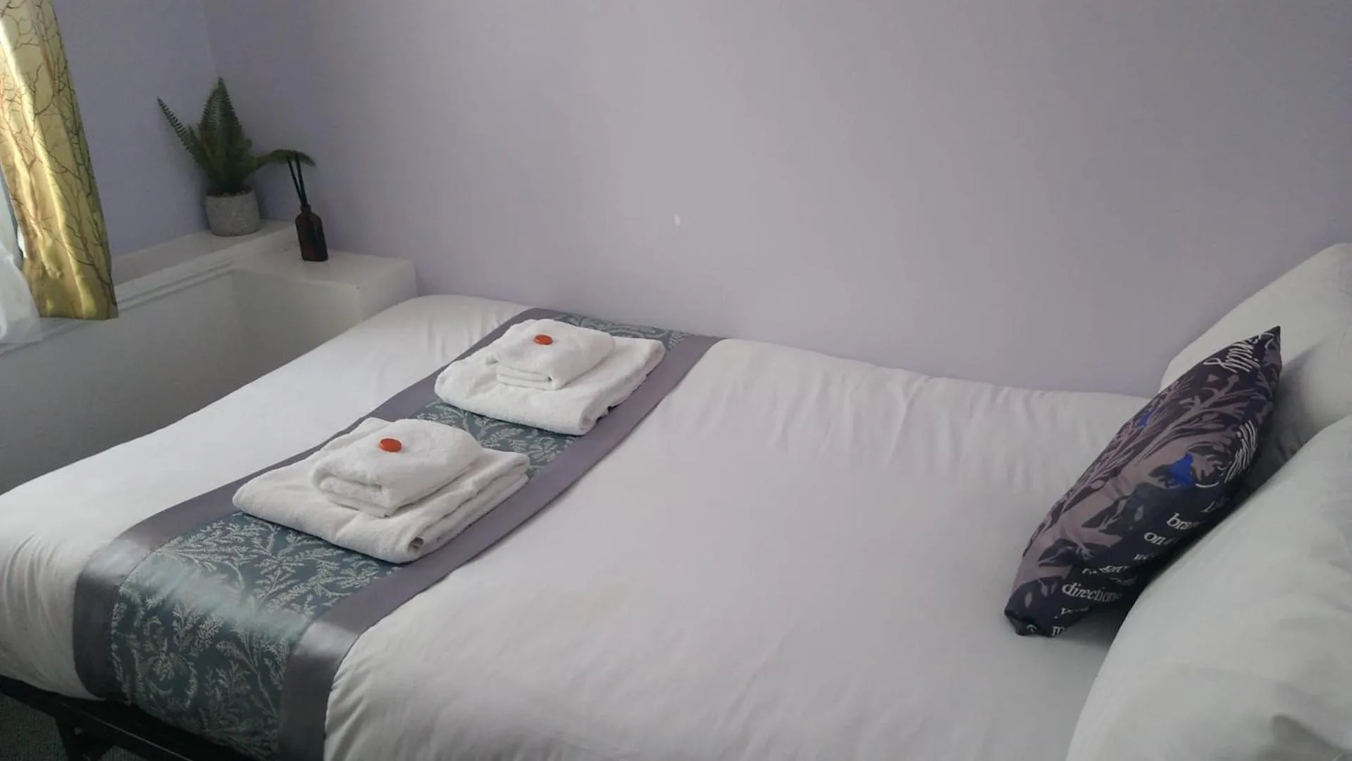 Bedroom, Bed in United Lodge Hotel