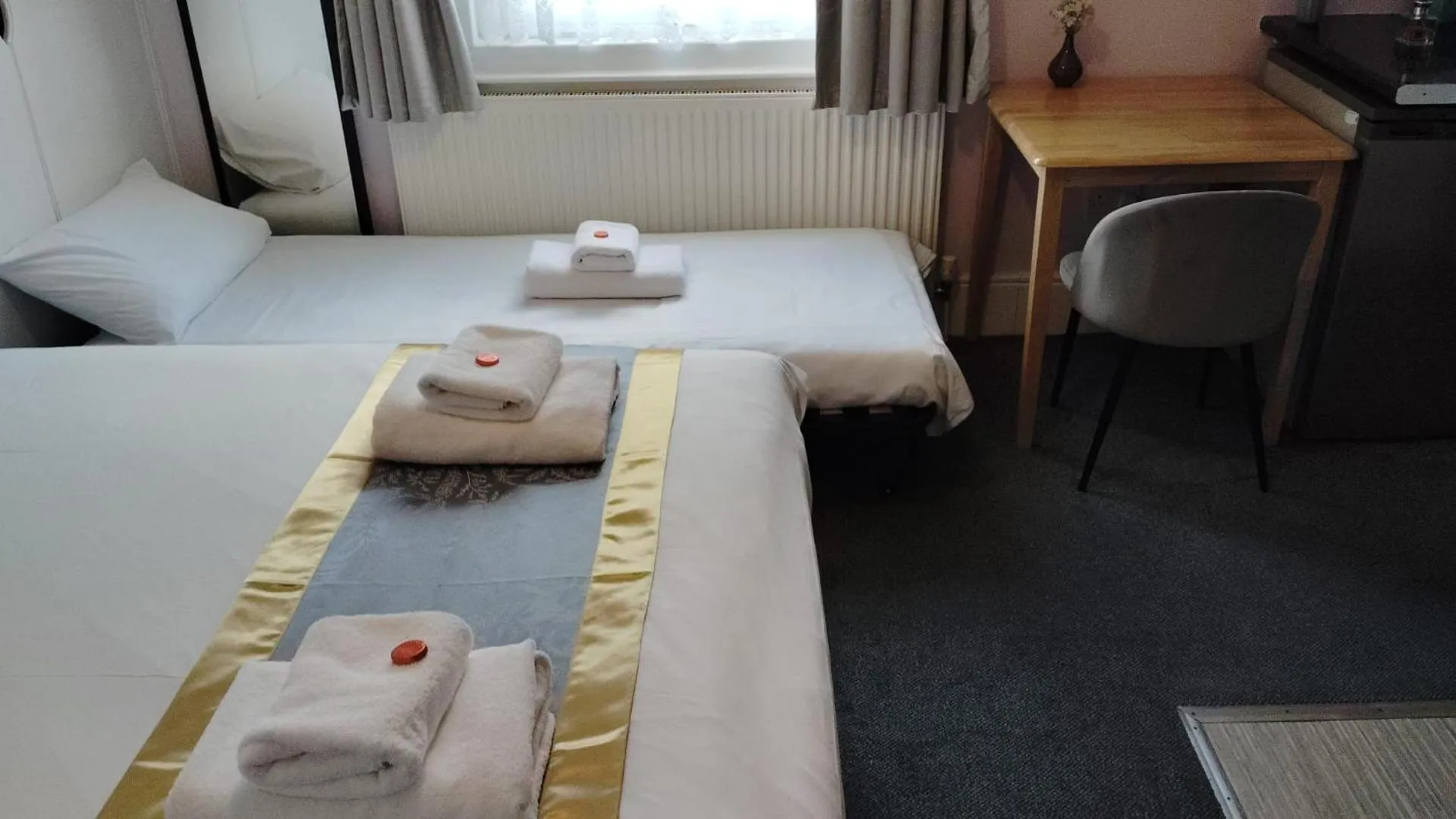 Bed in United Lodge Hotel