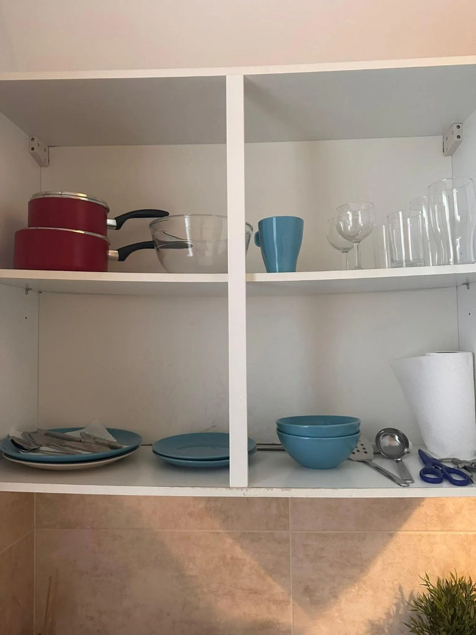 Kitchen or kitchenette in United Lodge Hotel