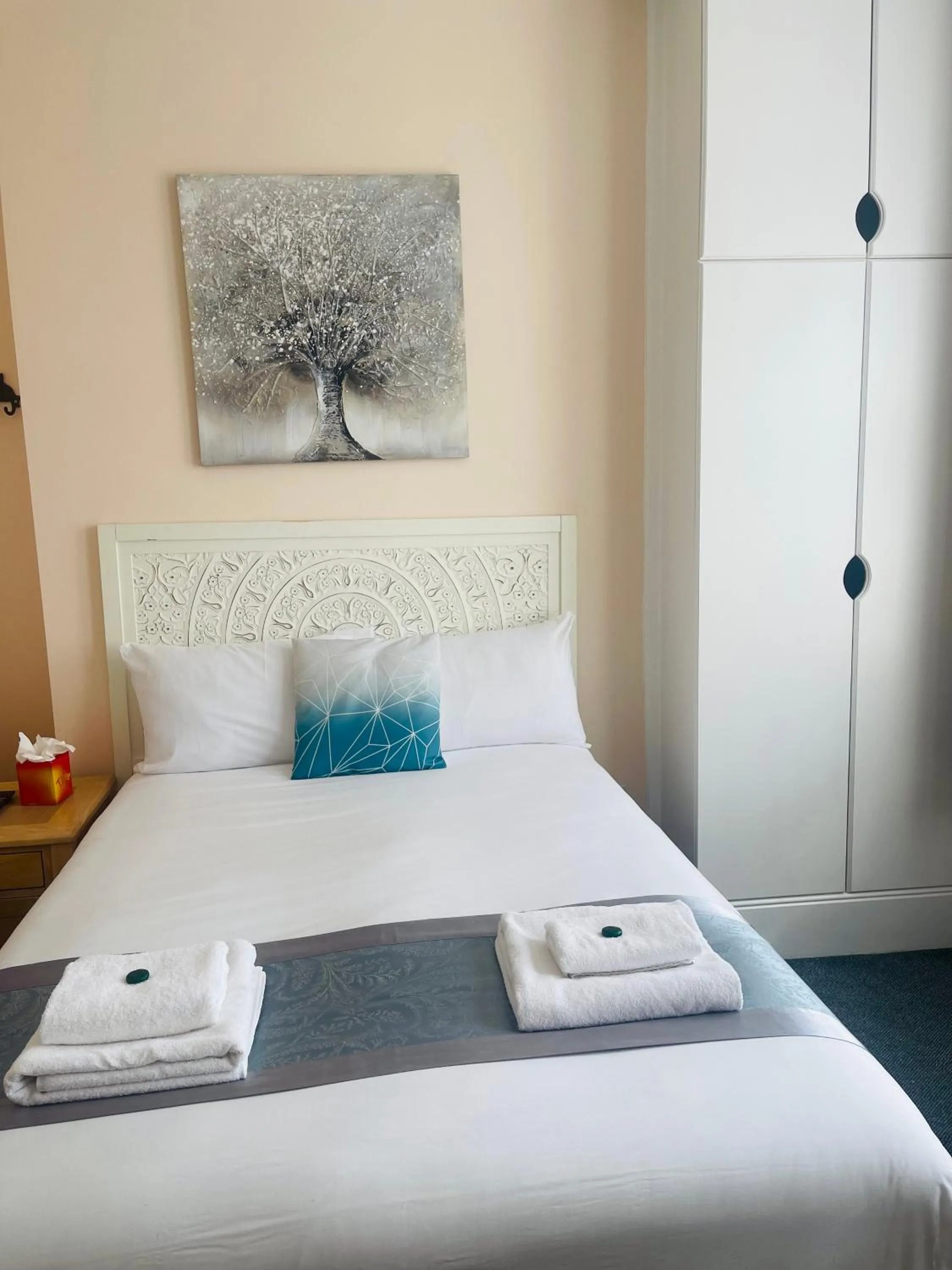 Bed in United Lodge Hotel