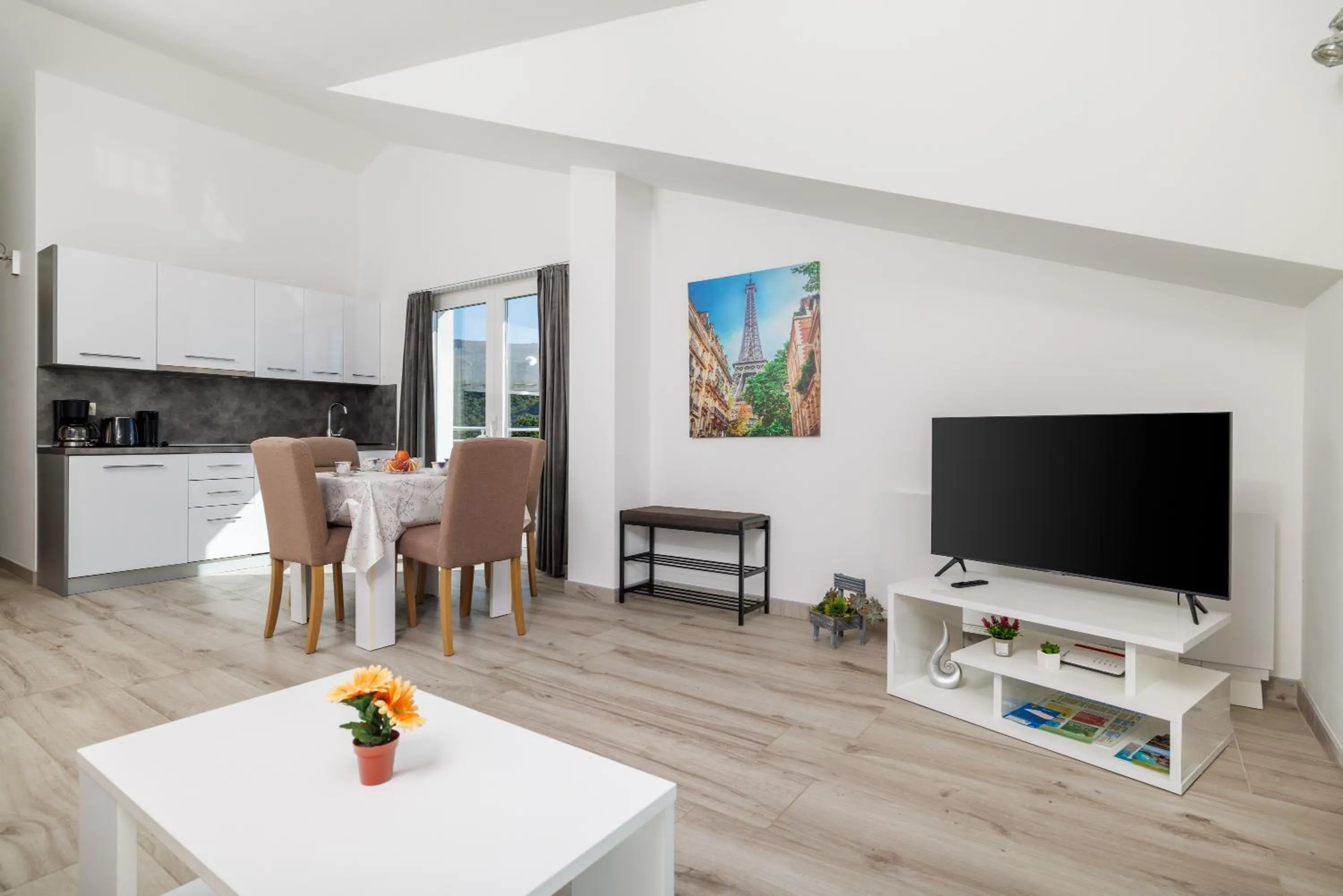Apartments Sunshine D
