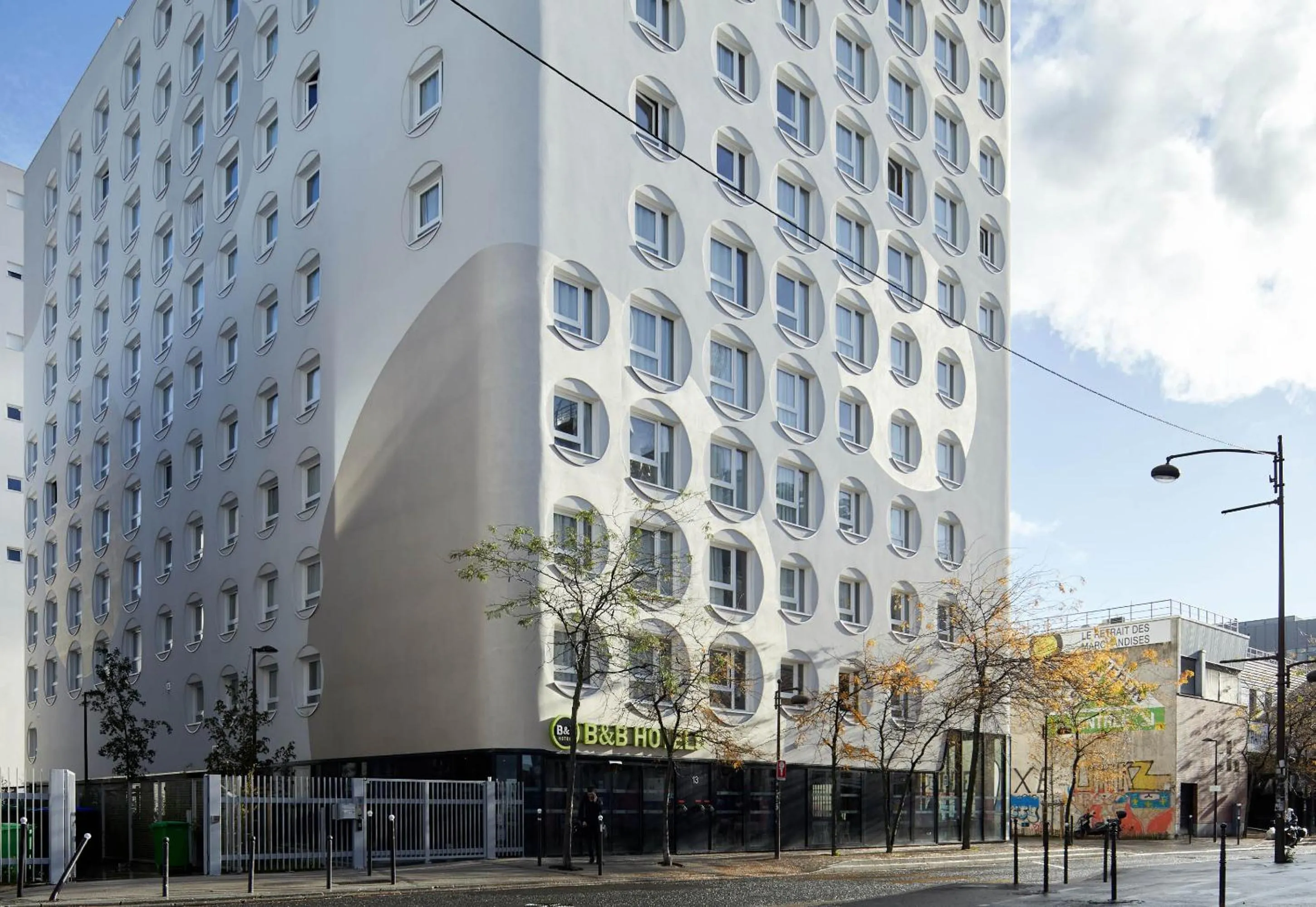 Property building in B&B HOTEL Paris Ivry Quai de Seine