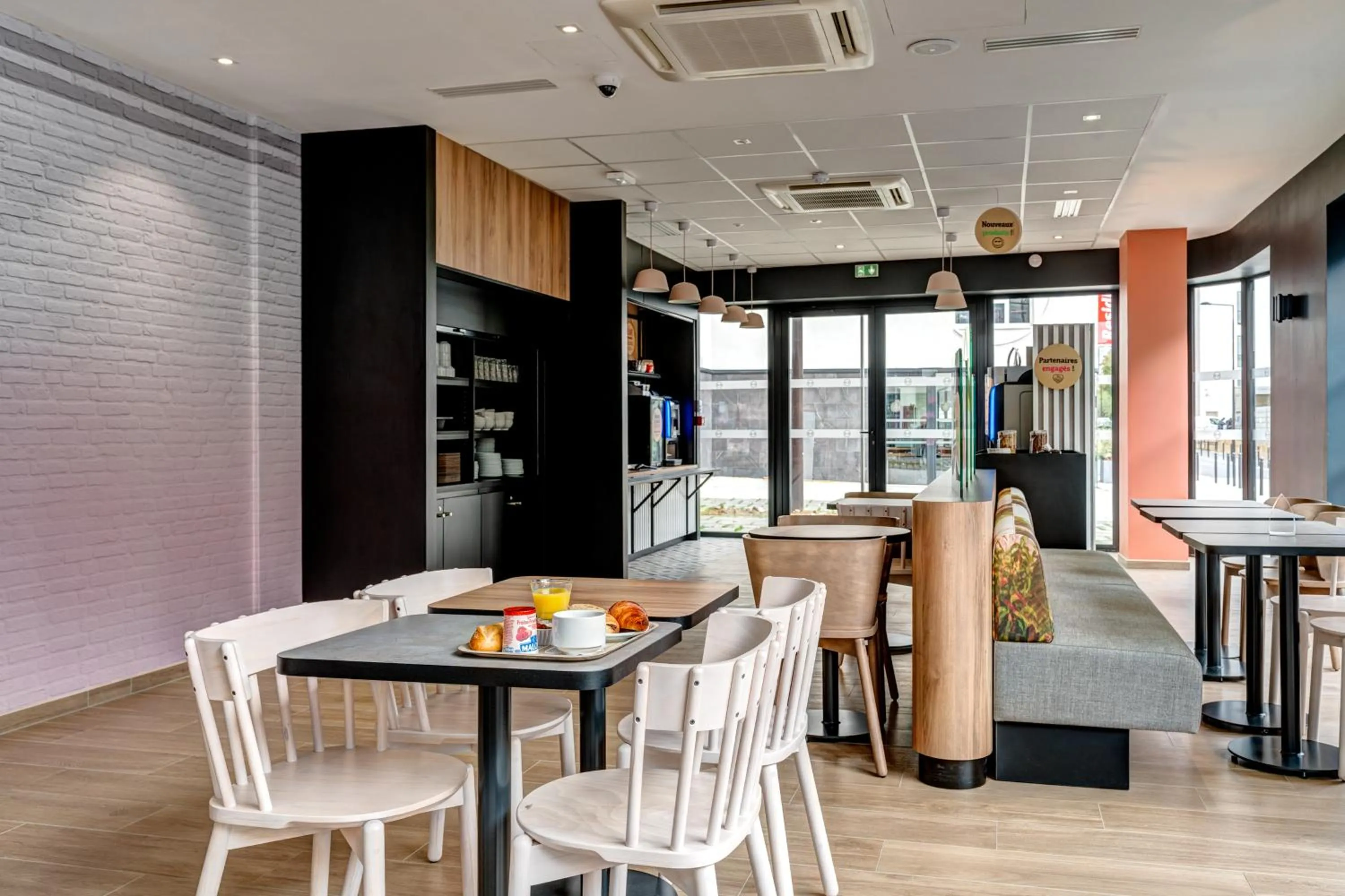 Buffet breakfast in B&B HOTEL Paris Ivry Quai de Seine