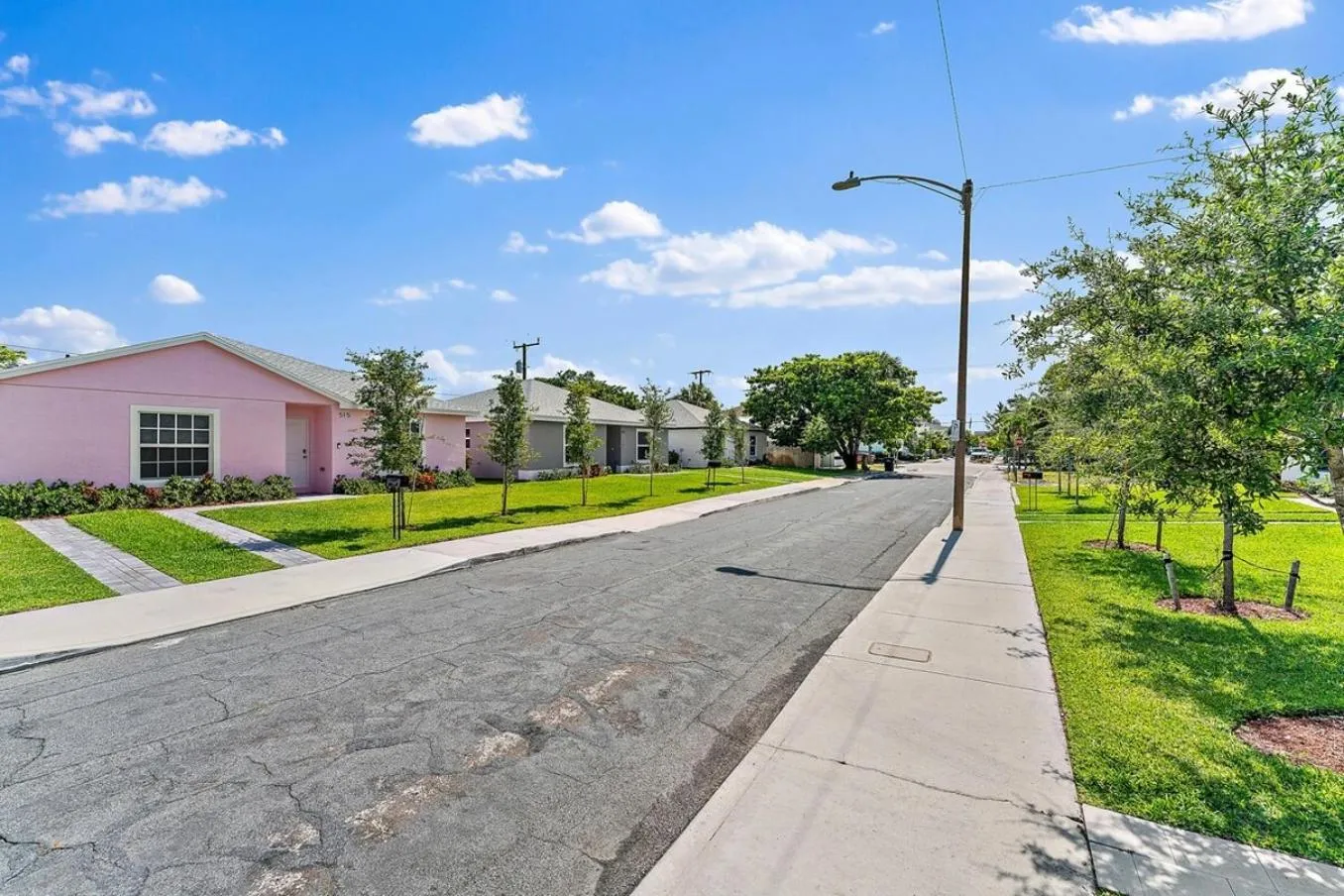 Brand New House! 10 Minutes to the Beach!
