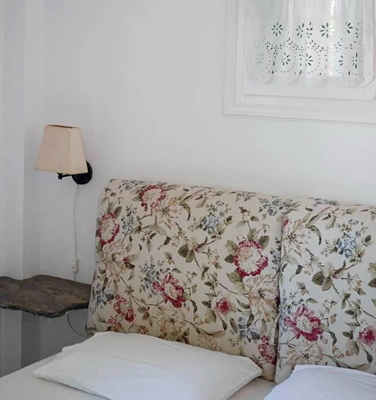 Bed in Anemoessa Studios