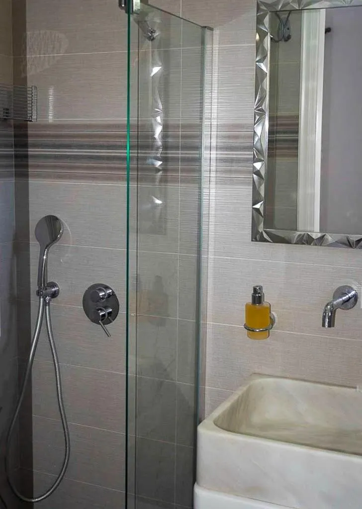 Bathroom in Anemoessa Studios