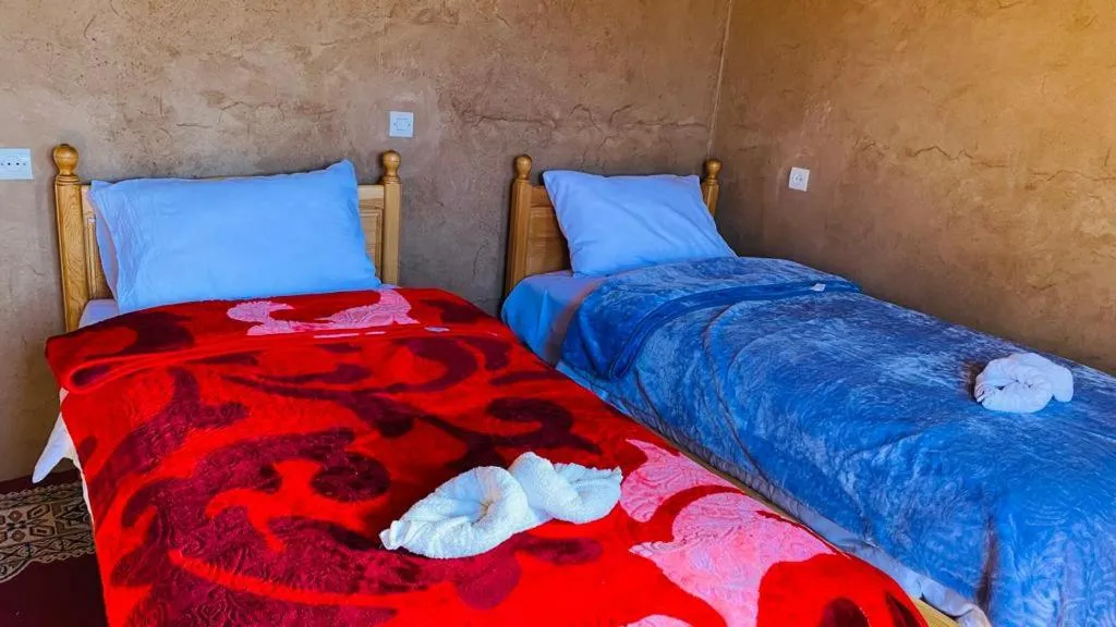 Bed in Café restaurante shelter calm life