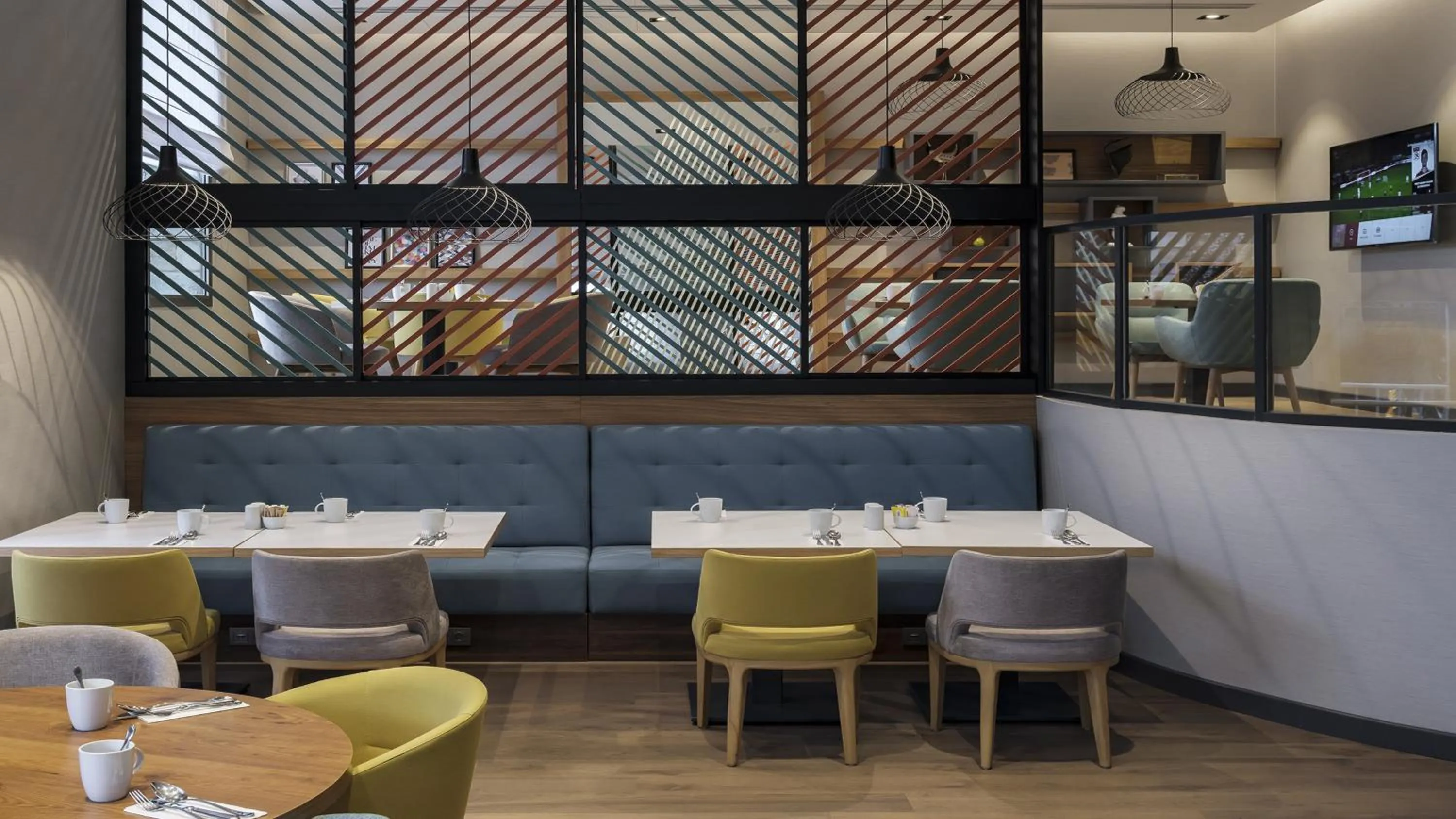 Restaurant/places to eat in Holiday Inn Istanbul Old City by IHG