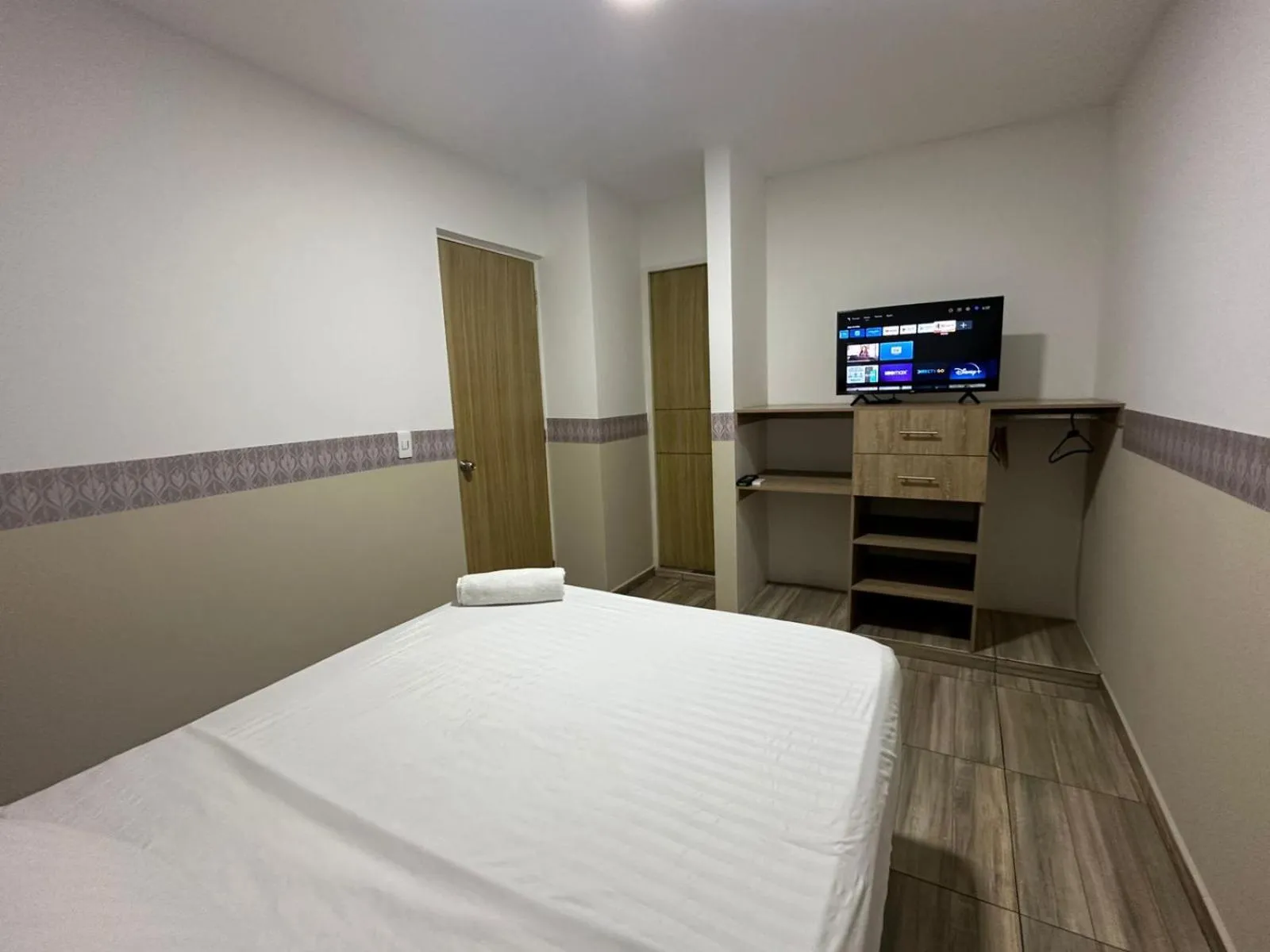 TV and multimedia in HOTEL EBENEZER