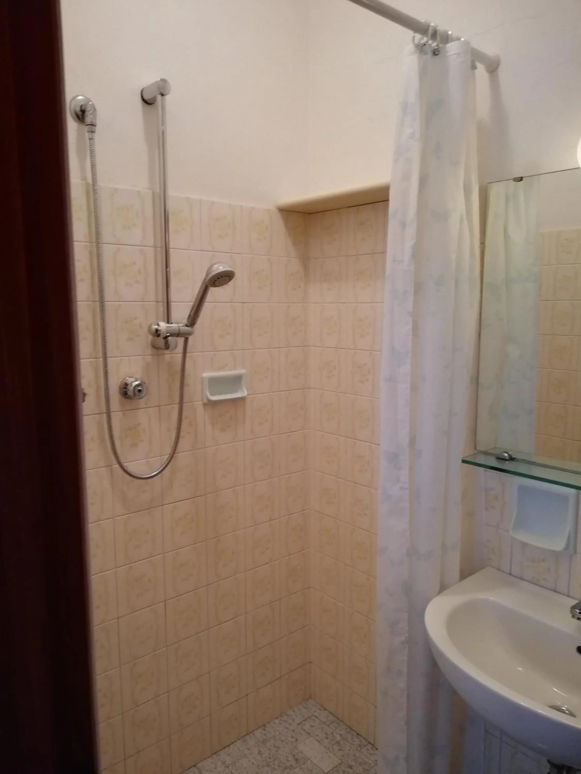 Hotel Devon Rooms & Breakfast