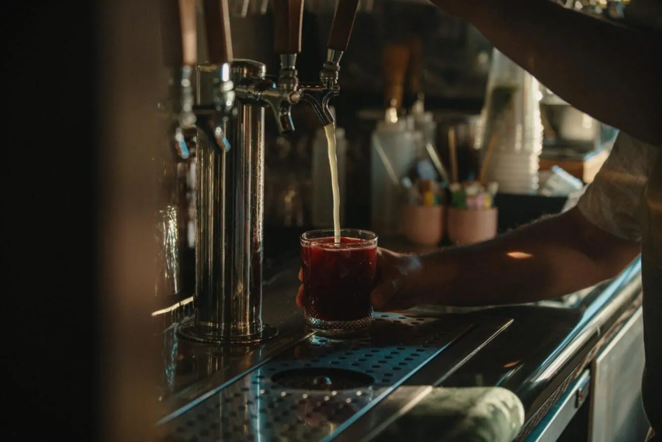 Lounge or bar in El Caminante Bar & Bungalows