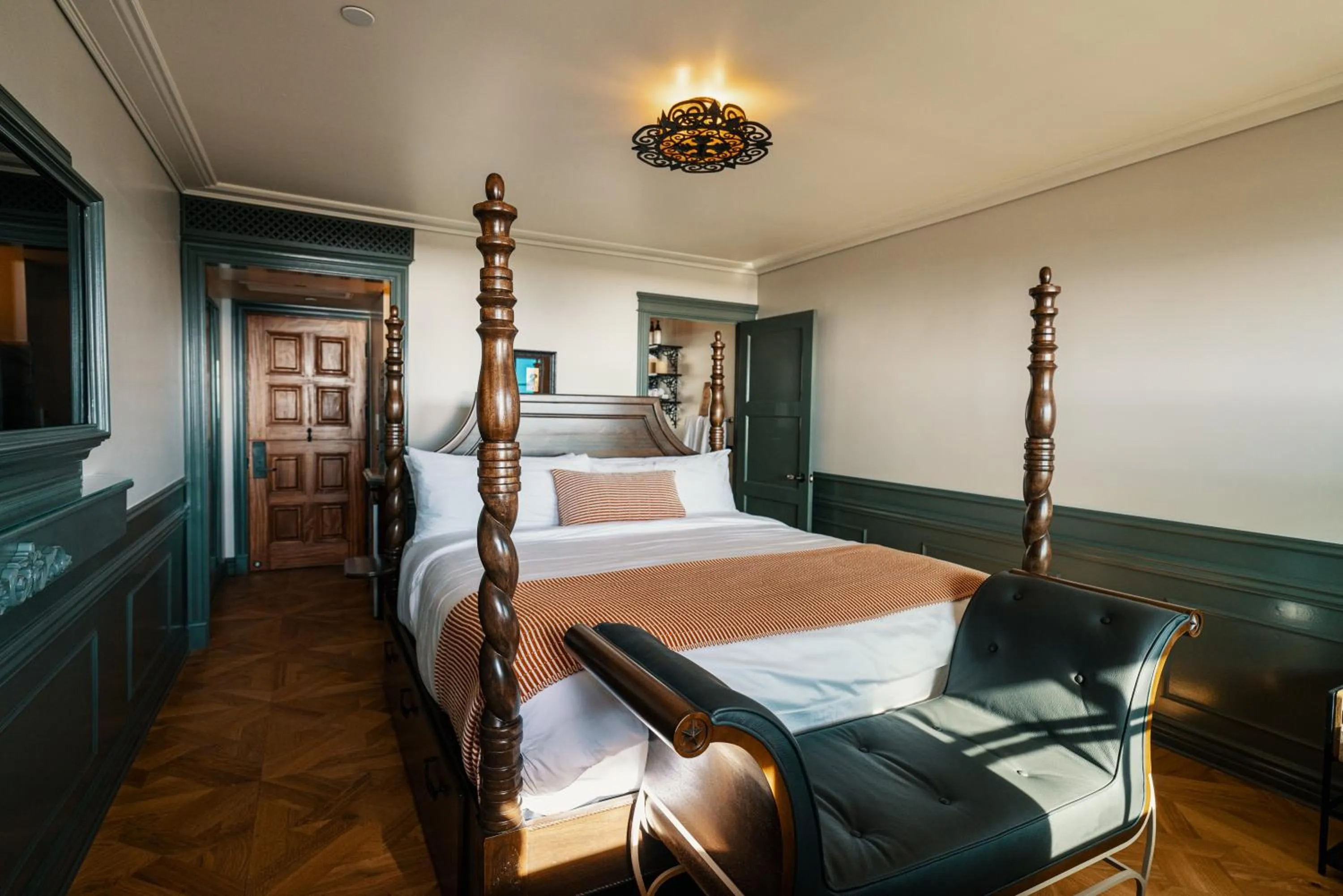 Bedroom, Bed in El Caminante Bar & Bungalows