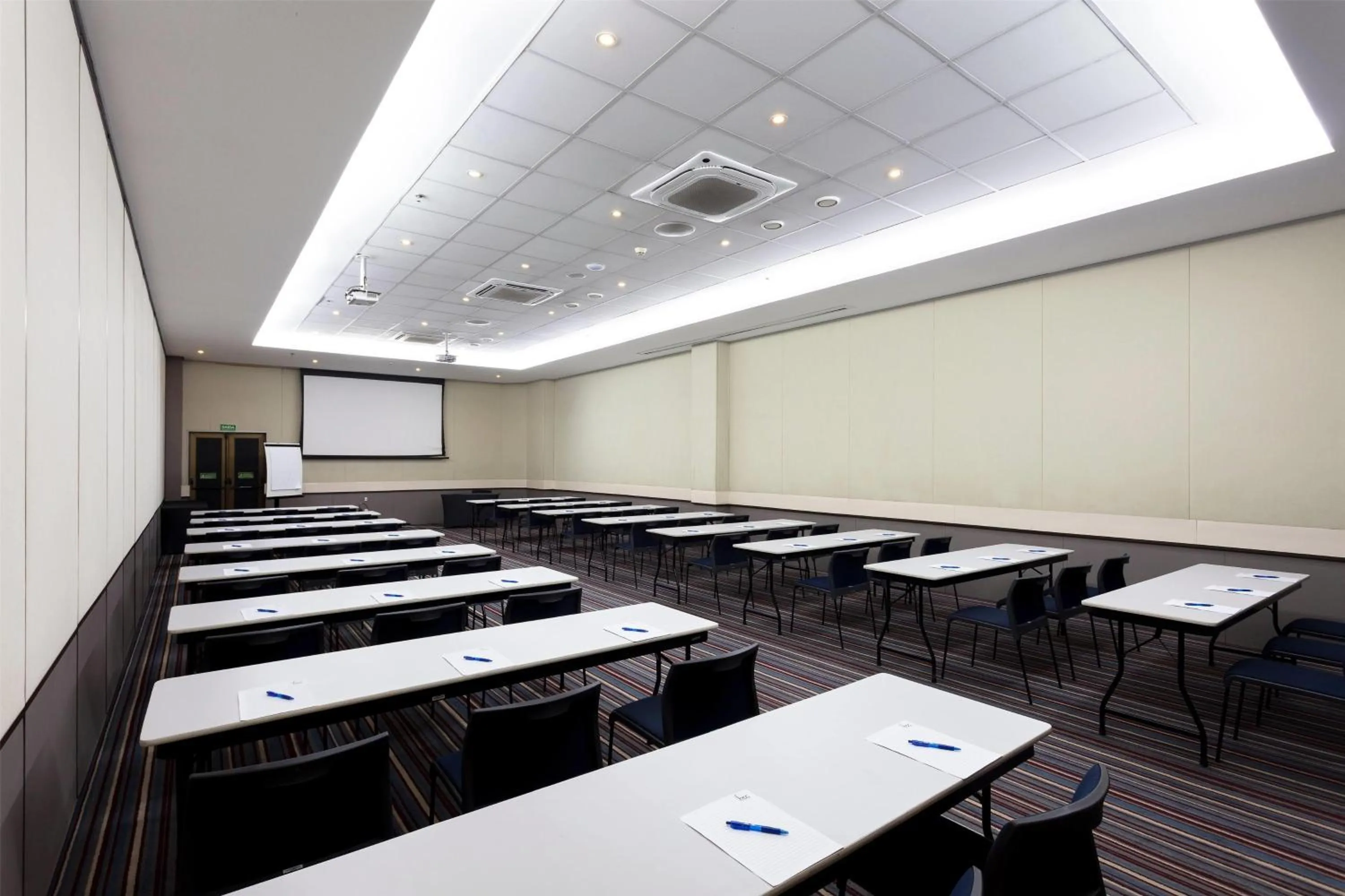 Meeting/conference room in Wyndham Salvador Hangar Aeroporto
