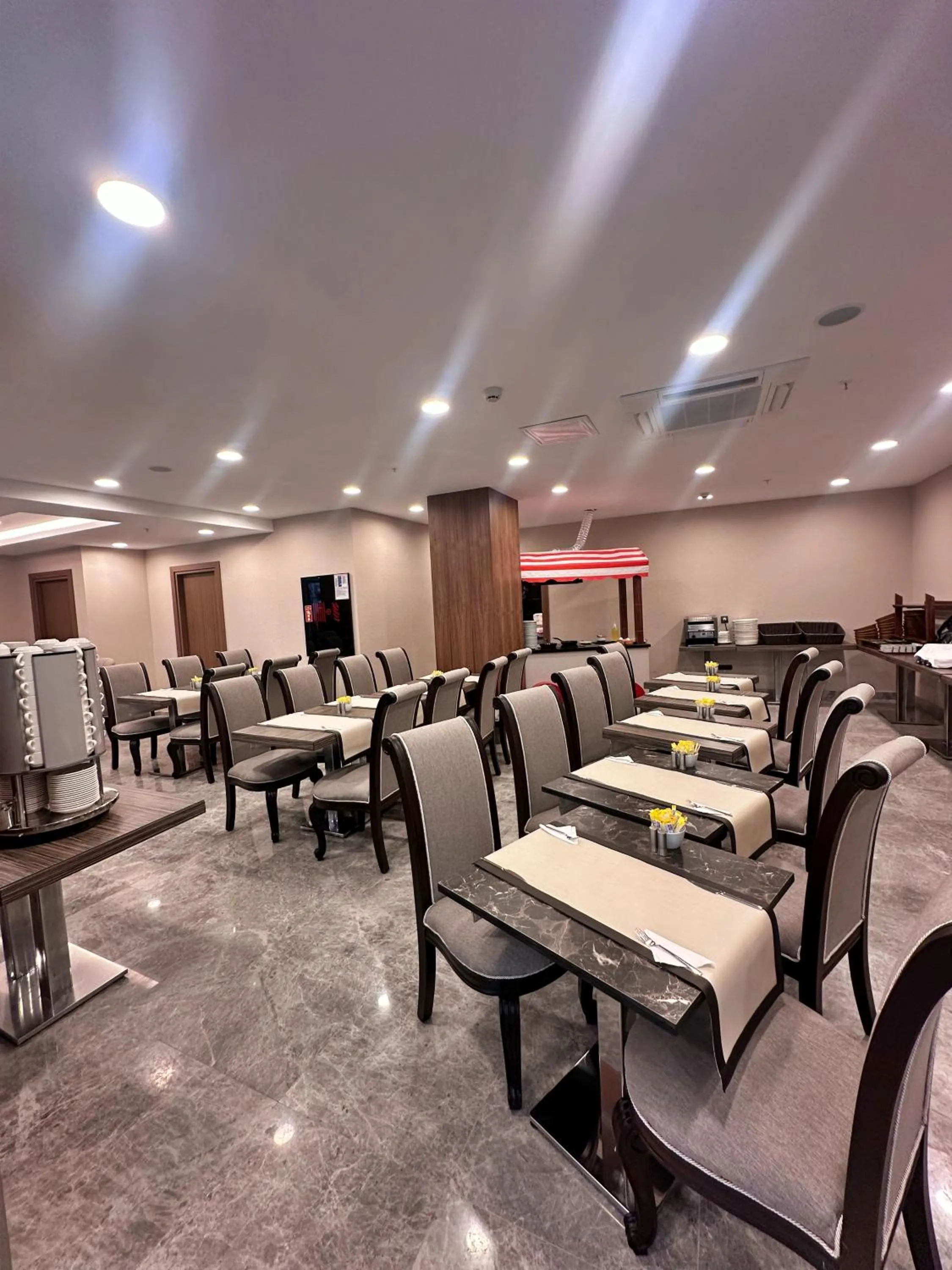 Breakfast in Hotel Sapphire