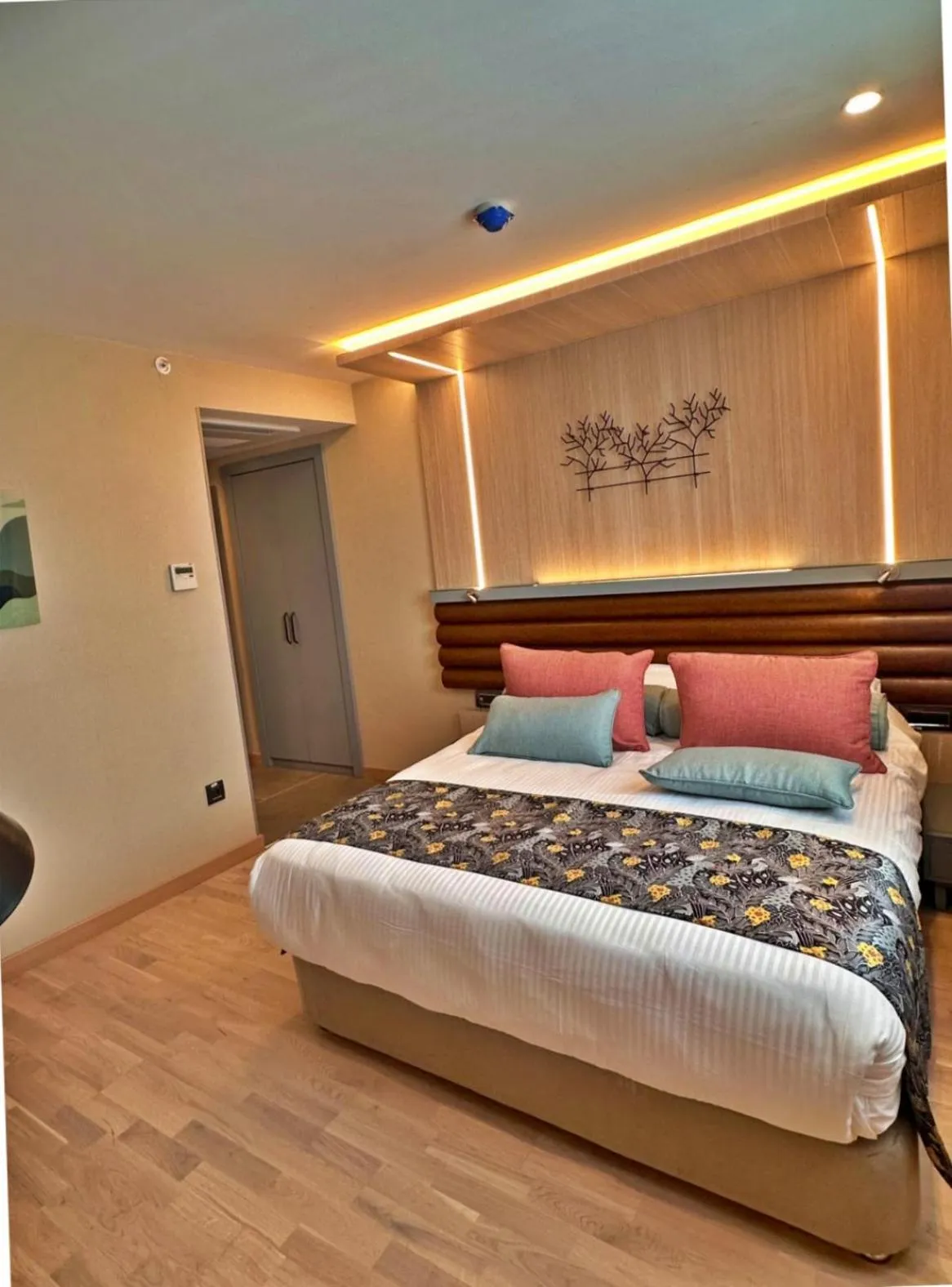 Bed in Hotel Sapphire