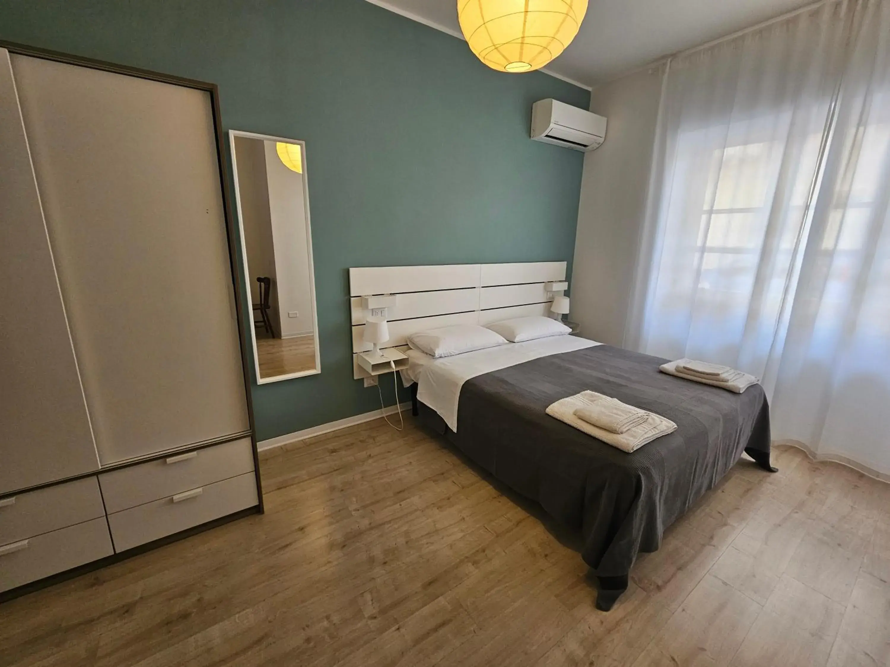 Triple Room in B&B Via Nazionale Triple Room in B&B Via Nazionale